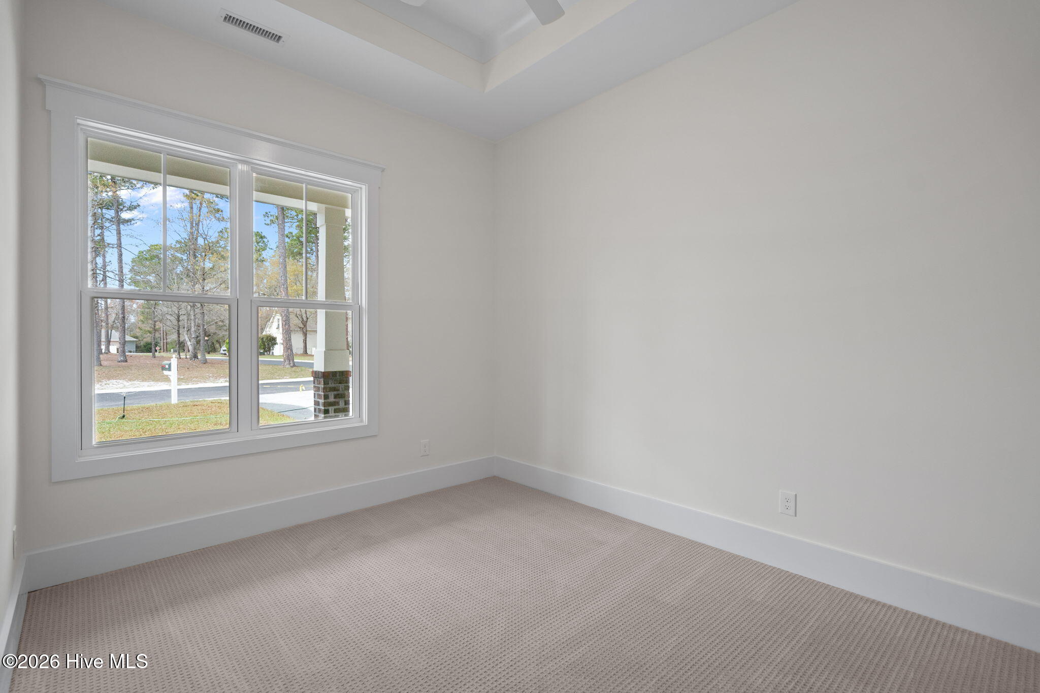 100564370 | Photo 29