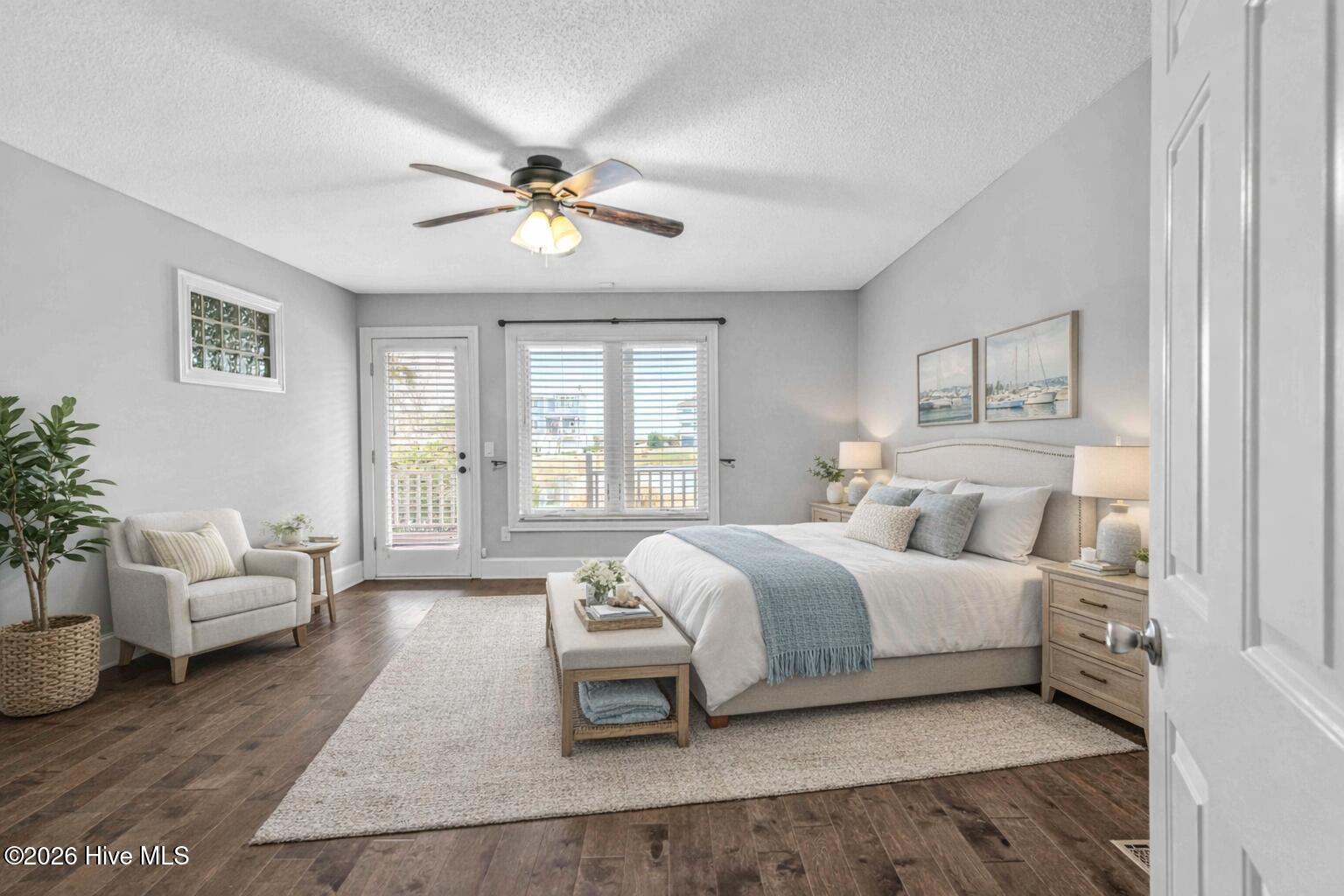 100555941 | Photo 13