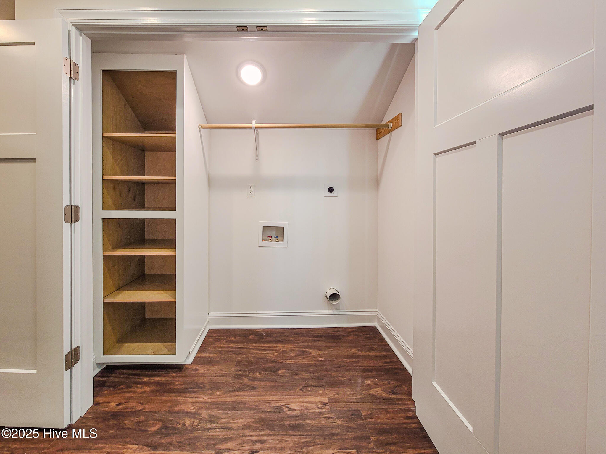 100511254 | Photo 22