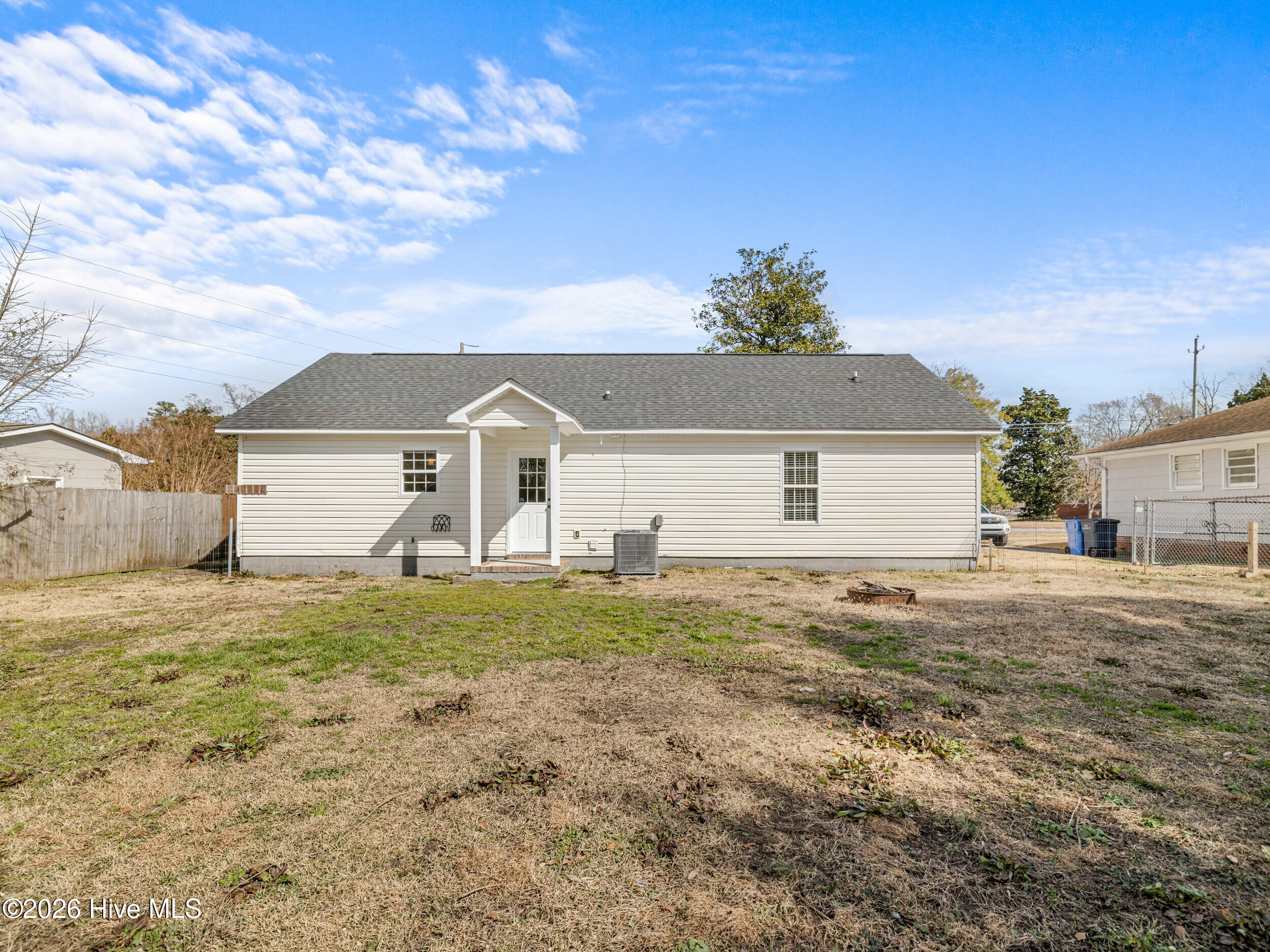 100554469 | Photo 36