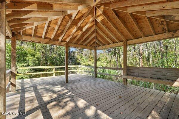 100537920 | Photo 38