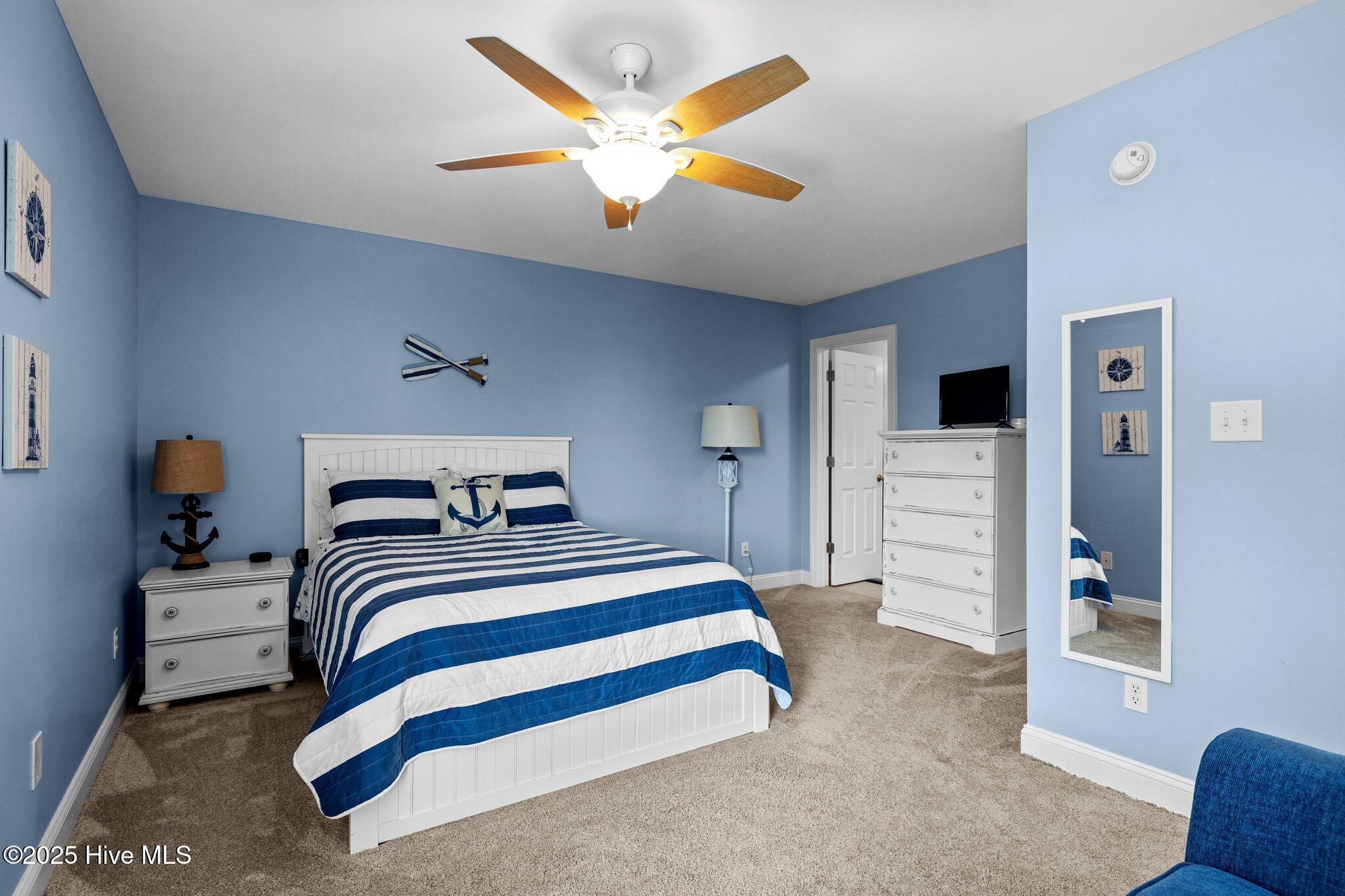 100509576 | Photo 26