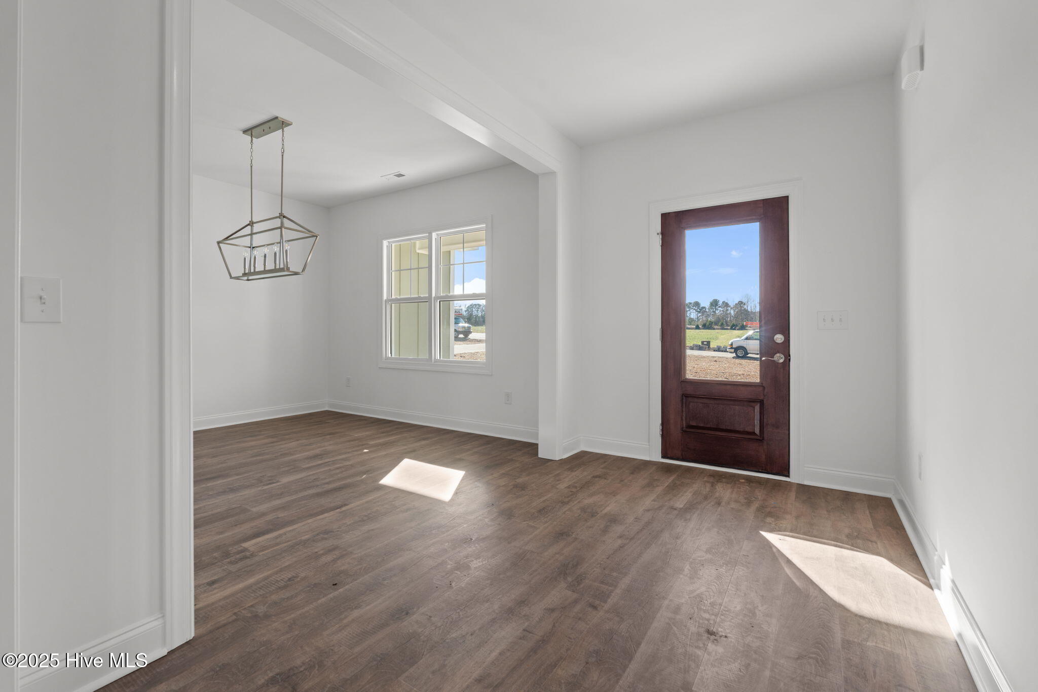 725 Peele Farm Lane