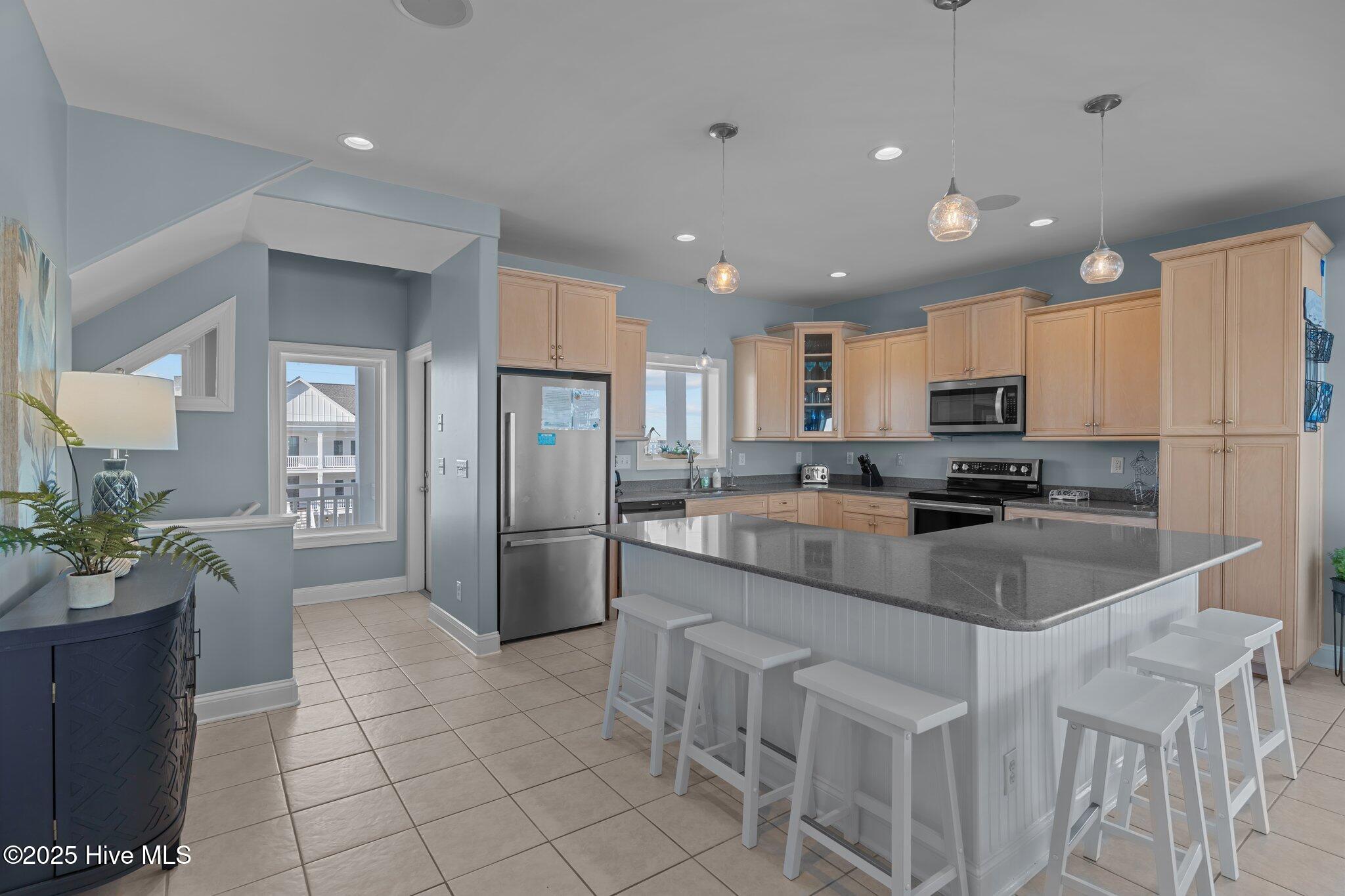 100539376 | Photo 26