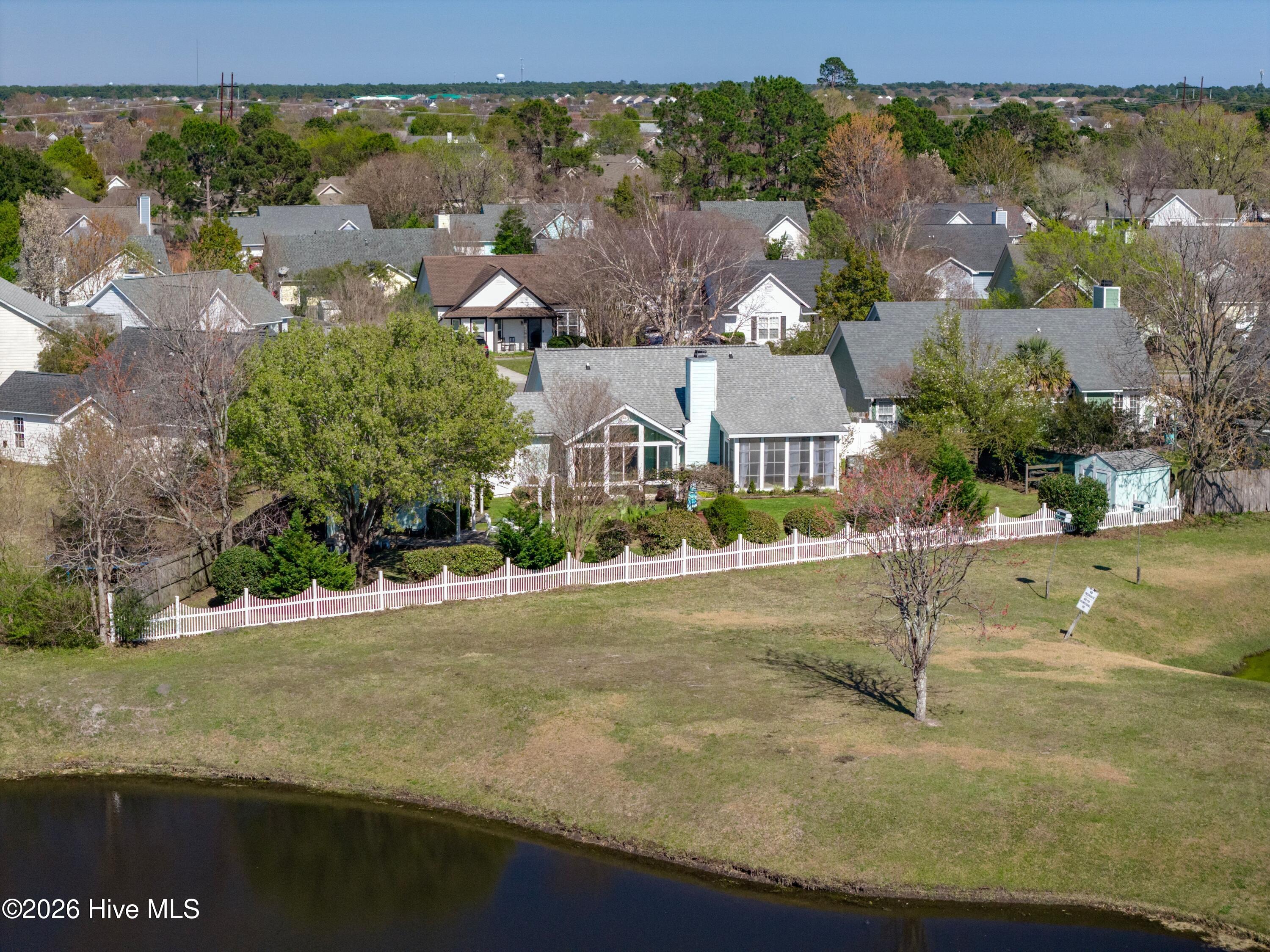 100562291 | Photo 39