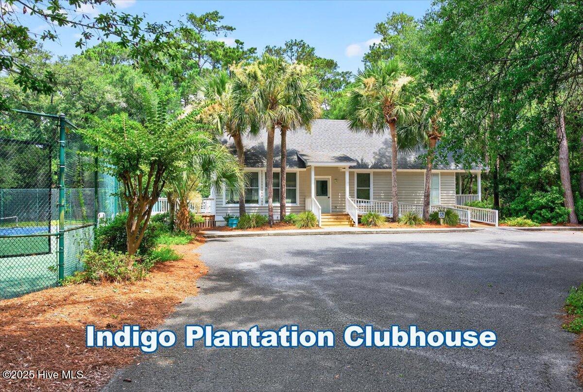 100518742 | Photo 46