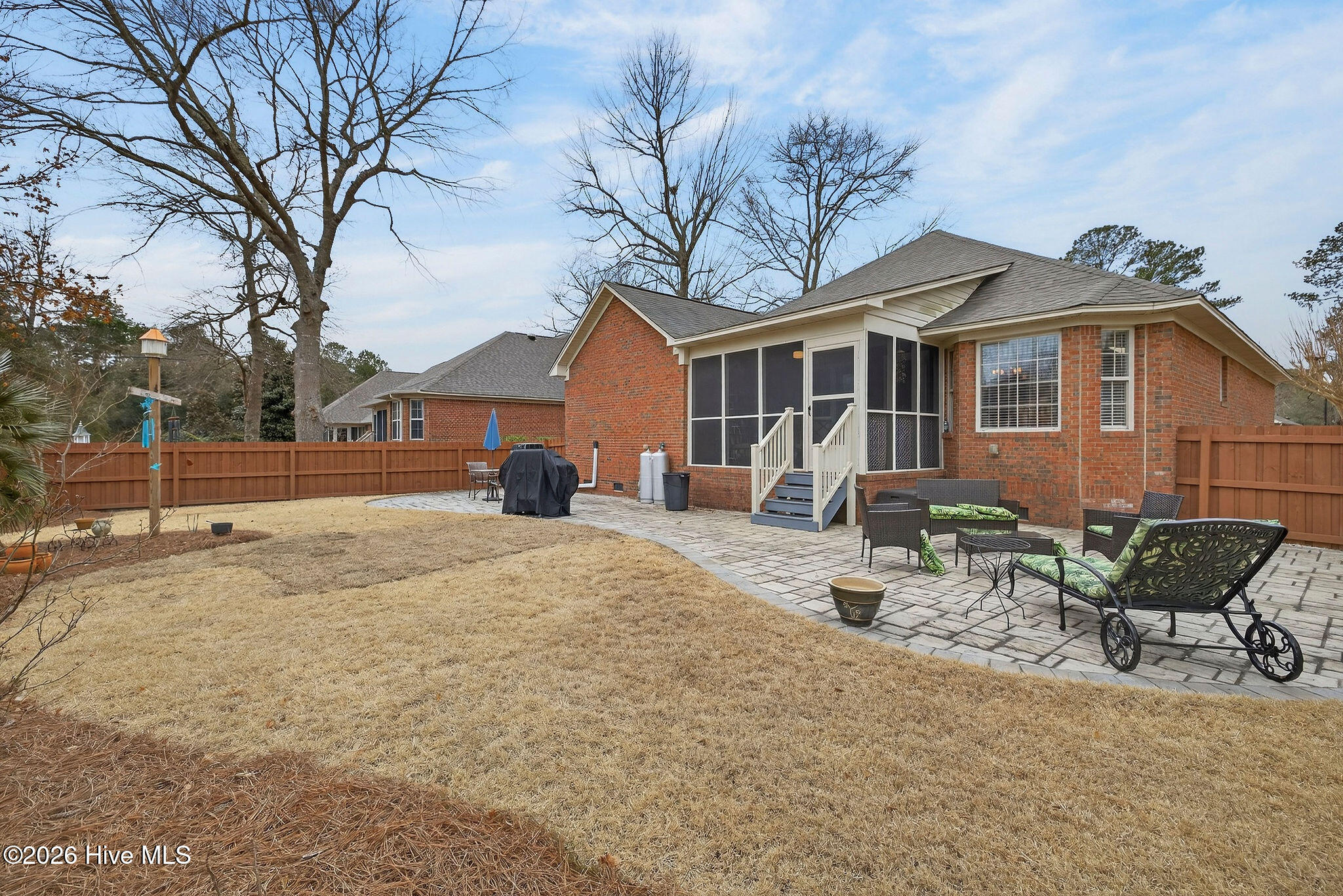 100557092 | Photo 41