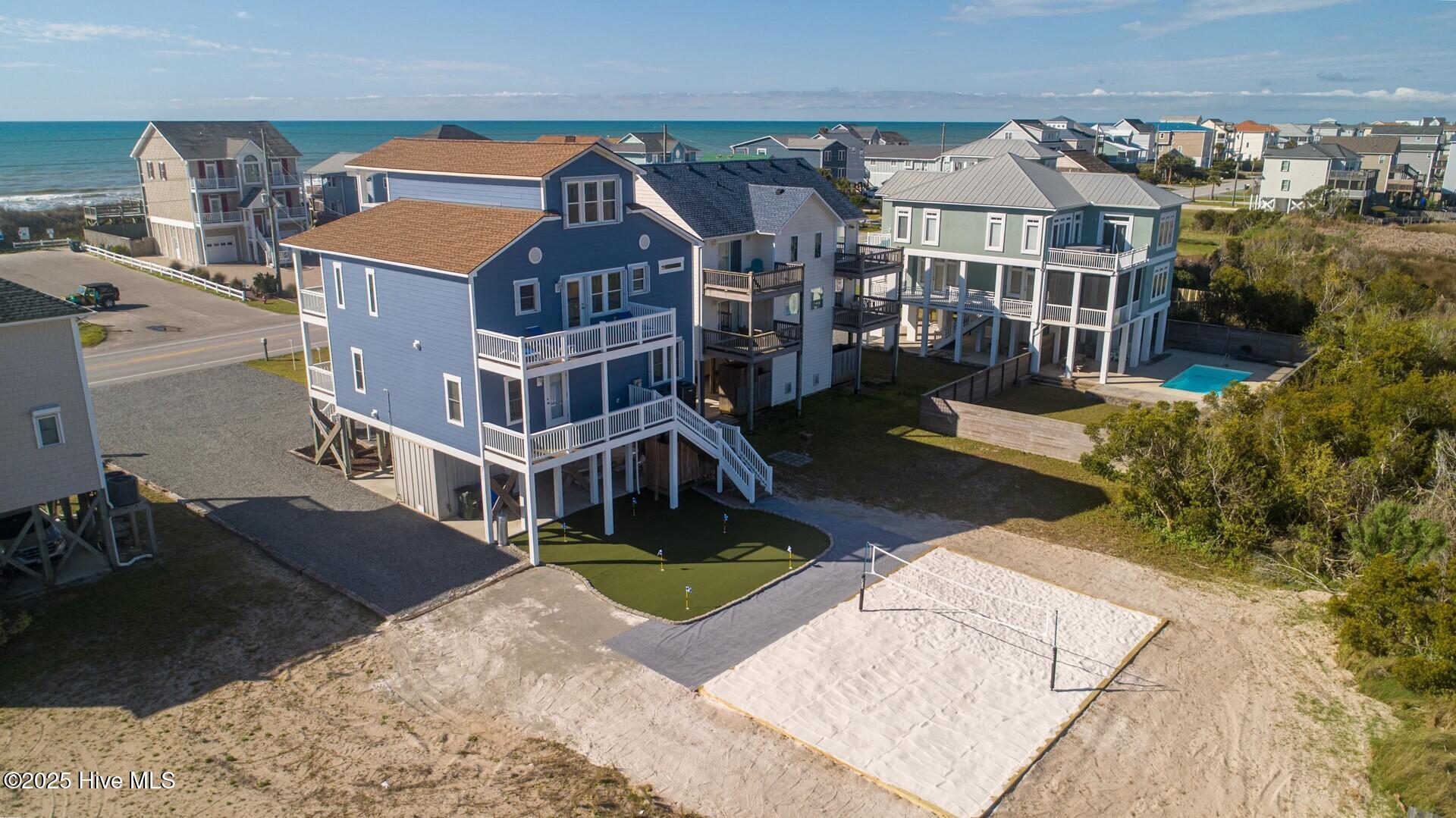 100496177 | Photo 37