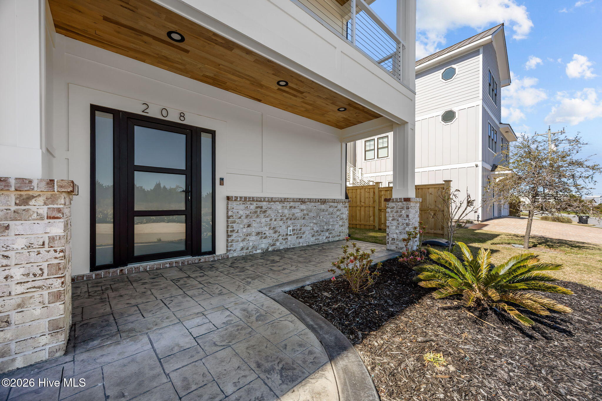 208 Radio Island Road, Morehead City, NC, 28557