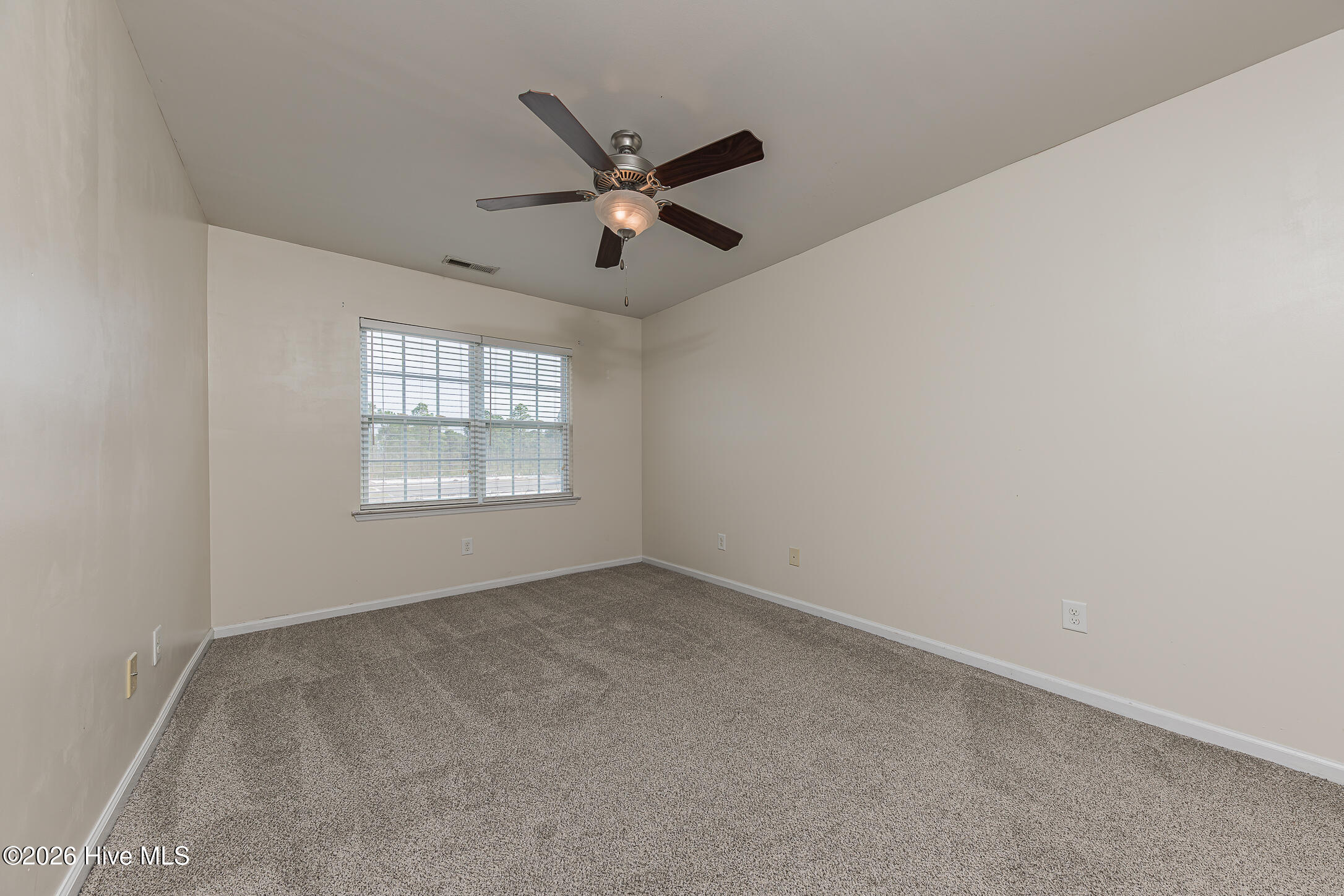 100562651 | Photo 20