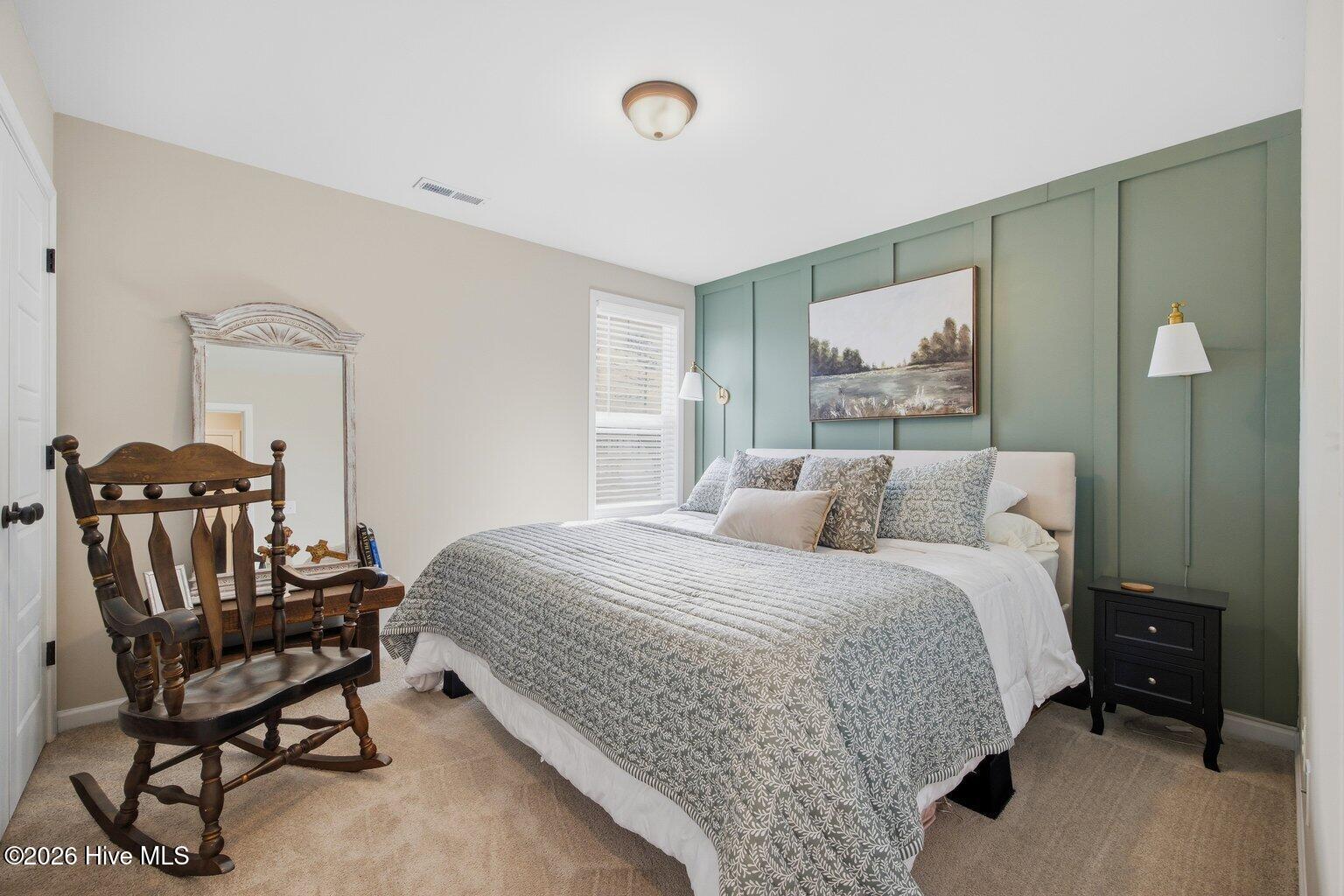 100567479 | Photo 33