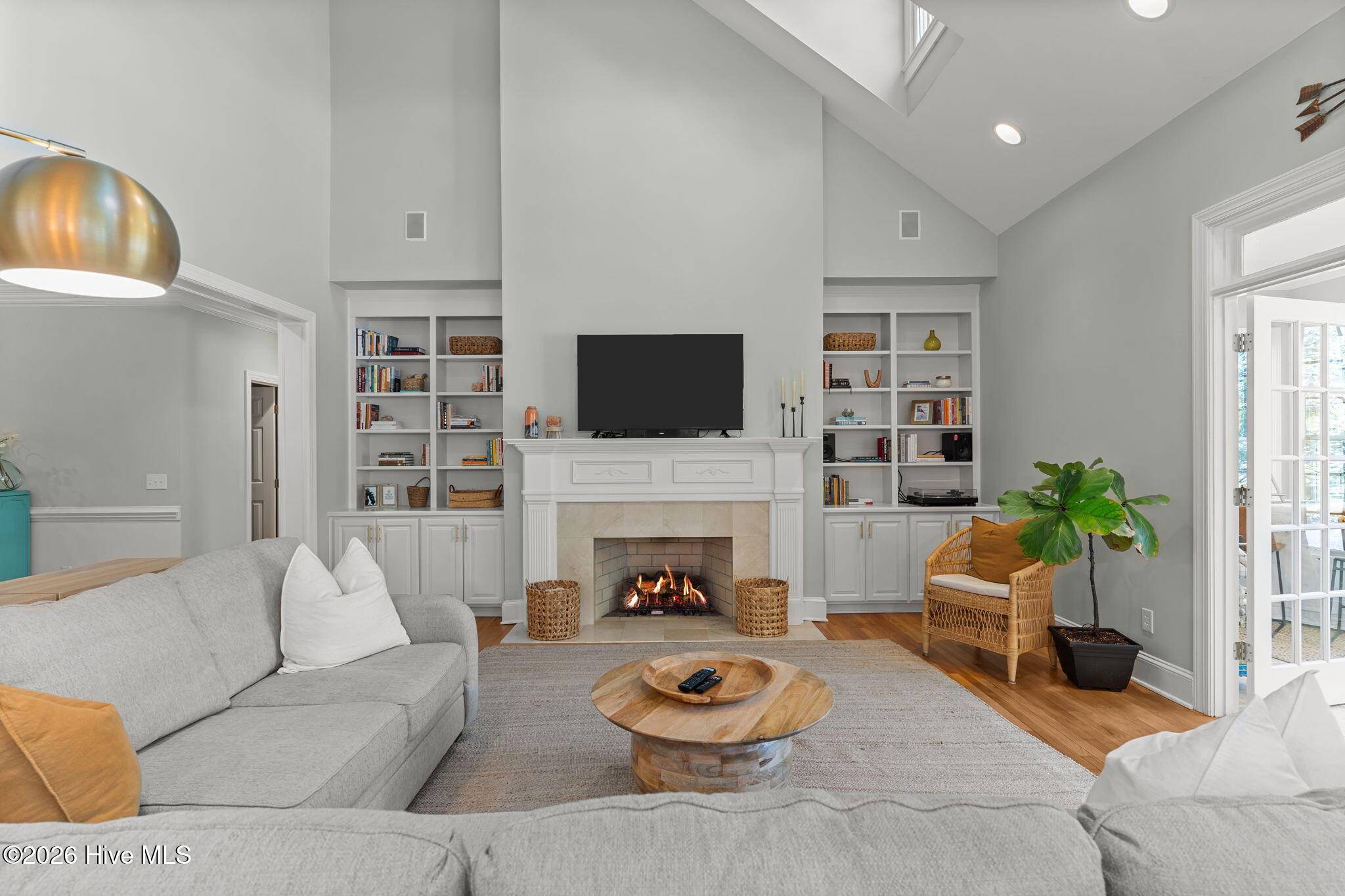 100556874 | Photo 20