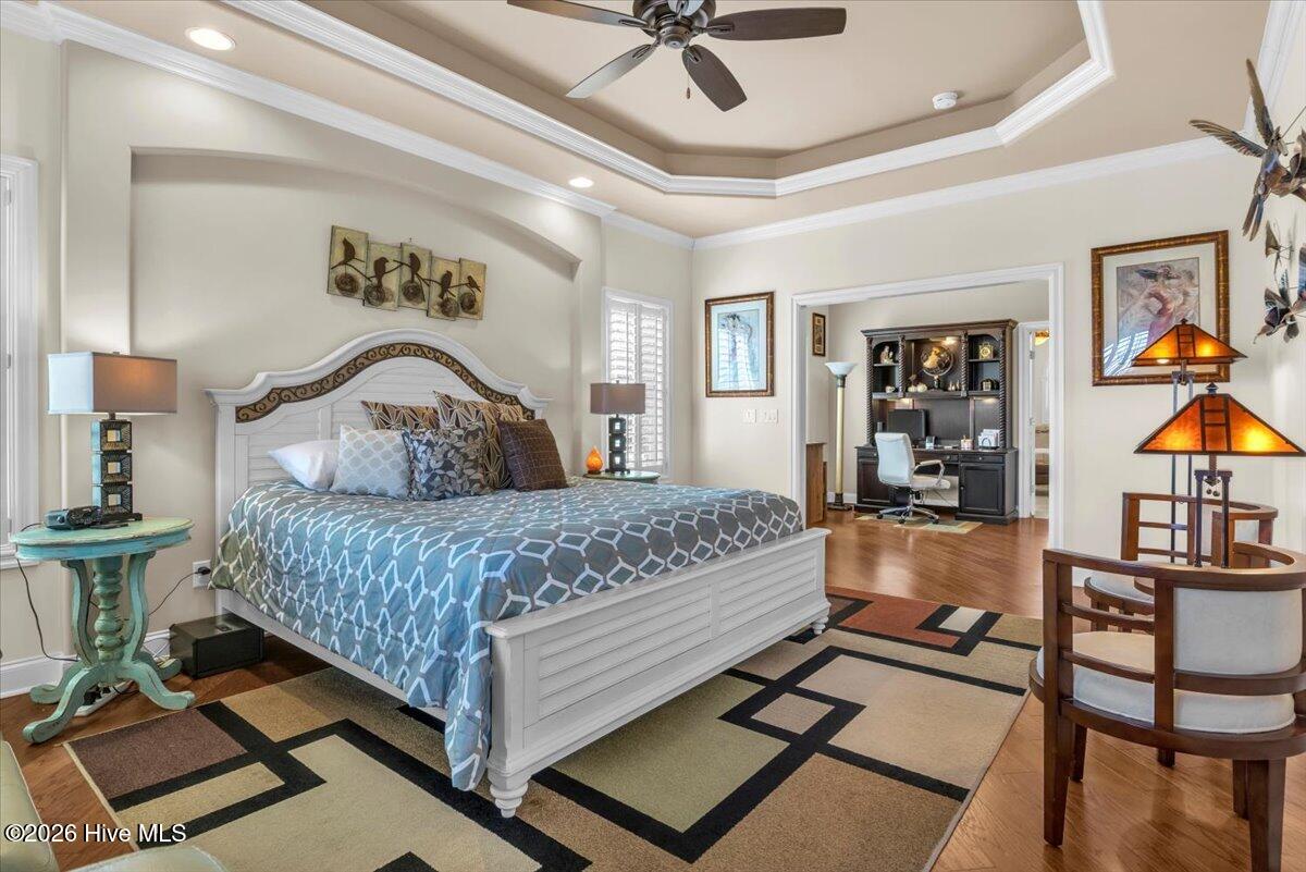 100553917 | Photo 52