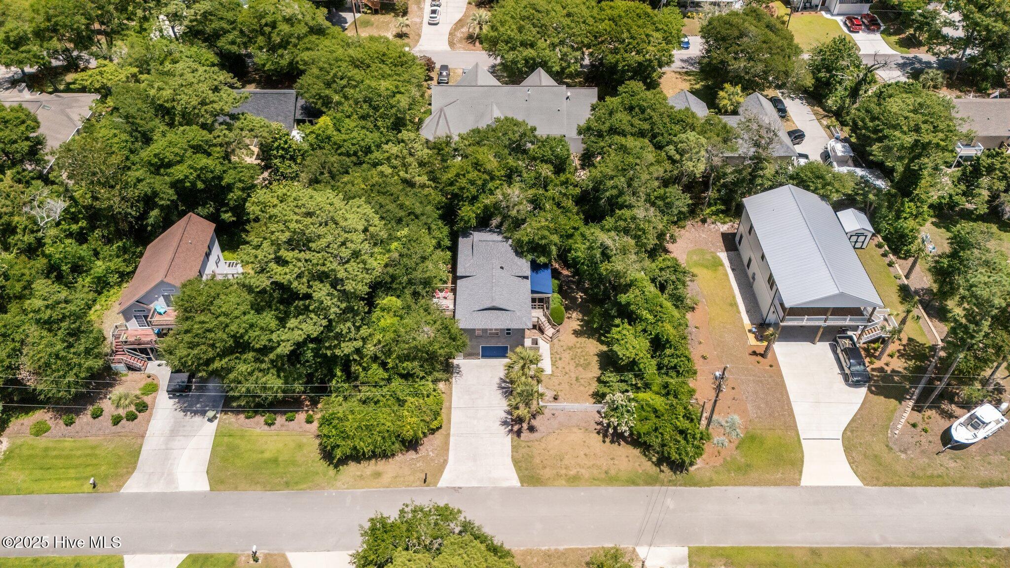 100518904 | Photo 32