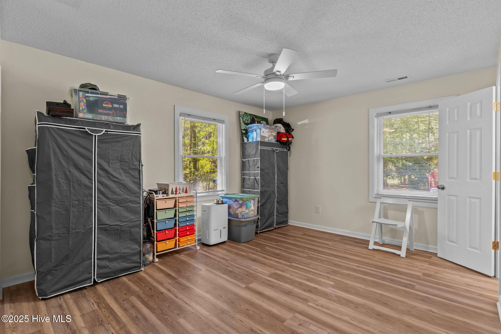 100530137 | Photo 22