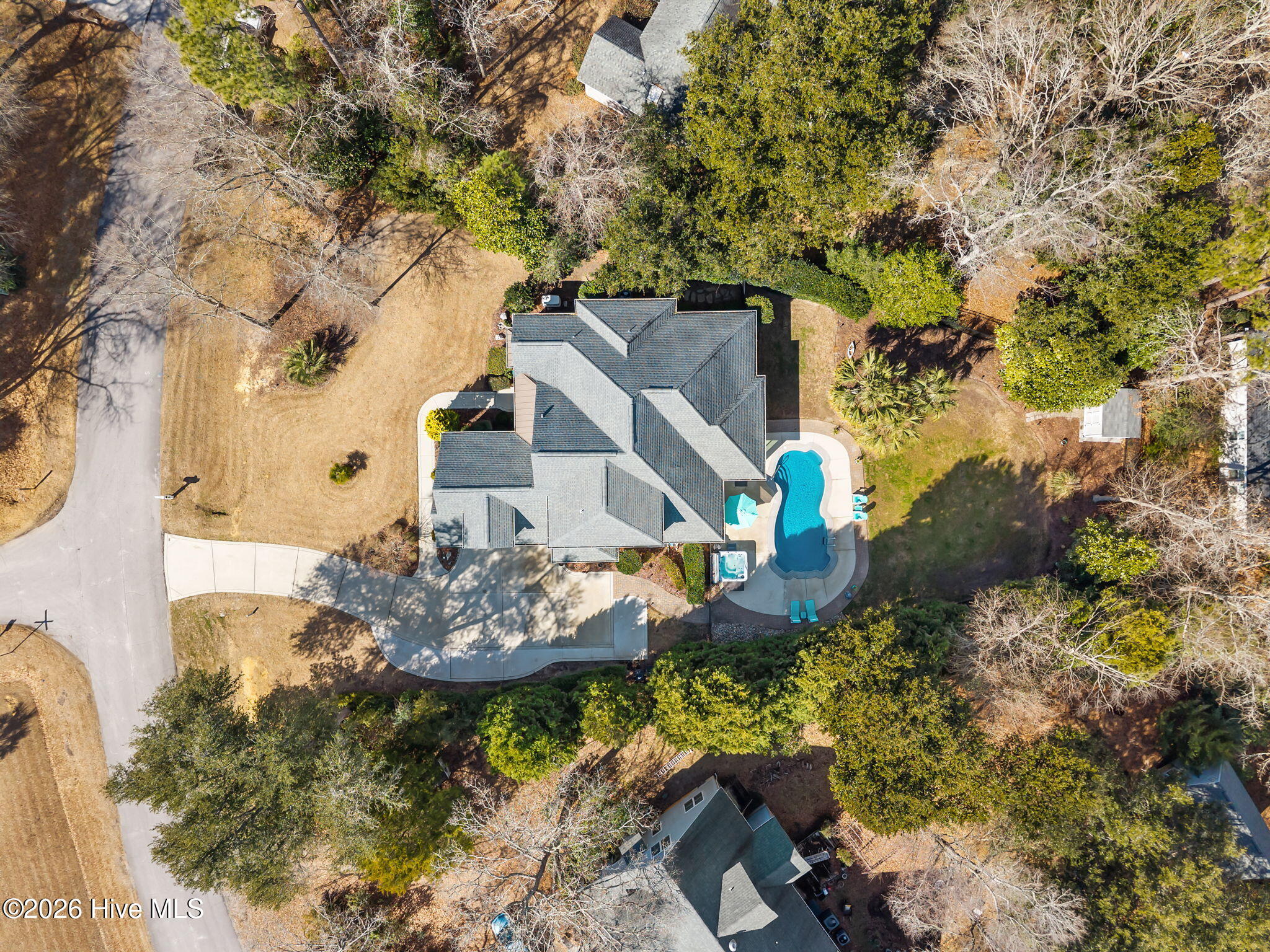703 Brown Pelican Lane, Hampstead, NC 28443 – photo 2: 80-web-or-mls-Photo Feb 12 2026, 11 05 3