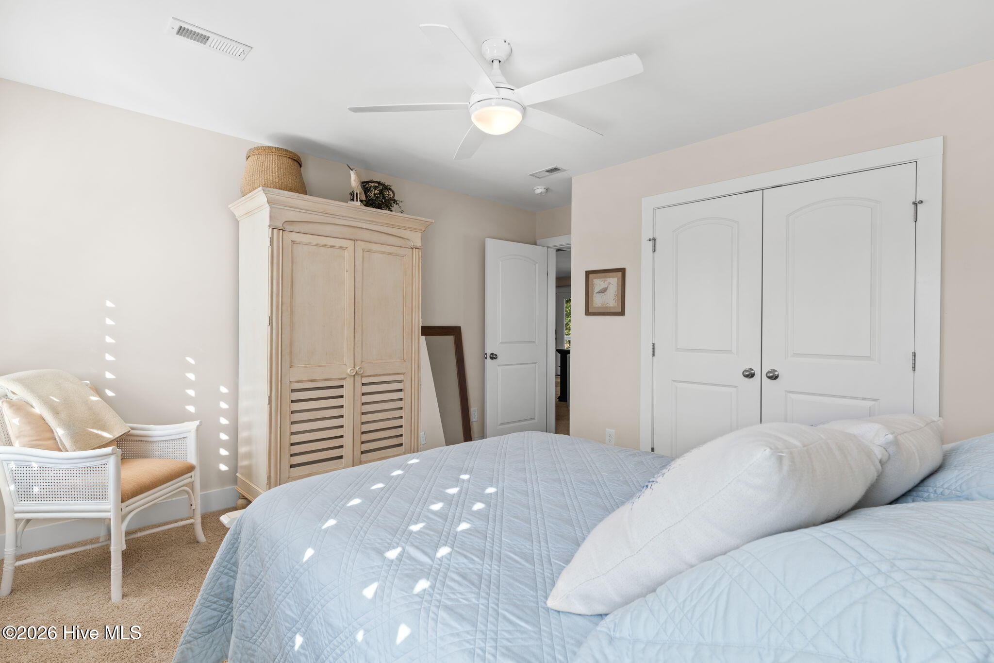 100560331 | Photo 33