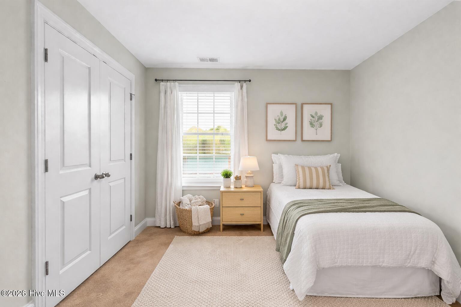 100566446 | Photo 39