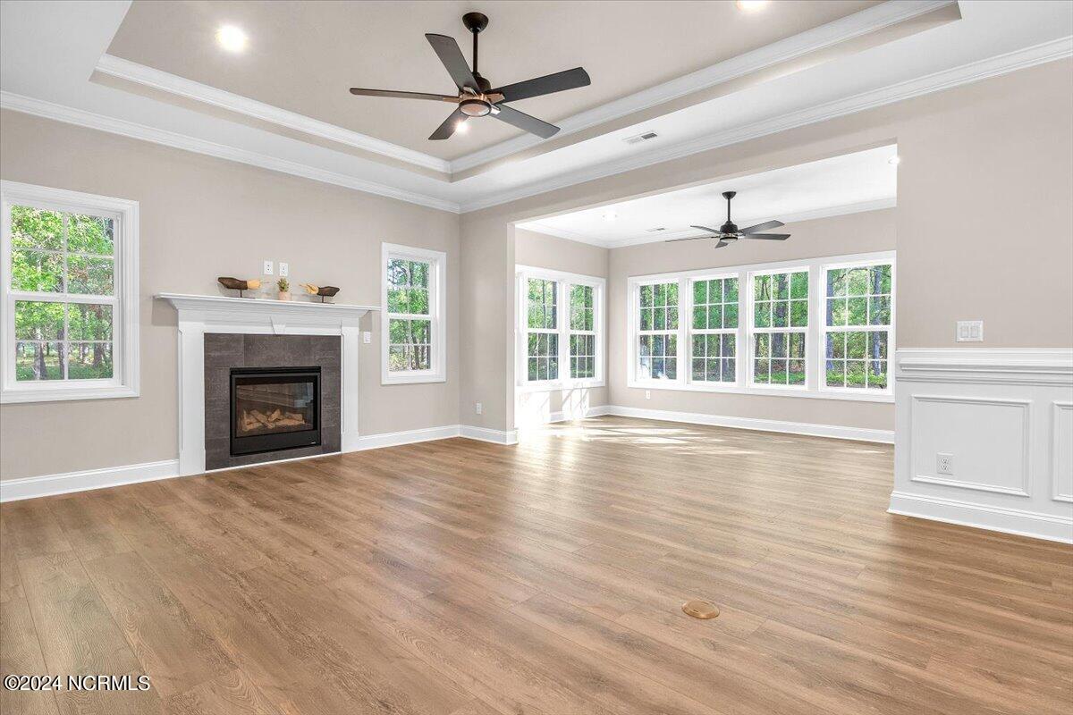 100535365 | Photo 15