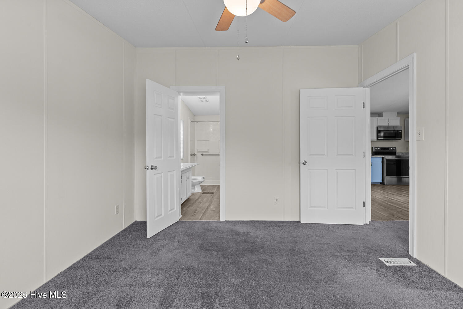 192 King Estates Road, Jacksonville, NC 28540 – photo 11: king-20