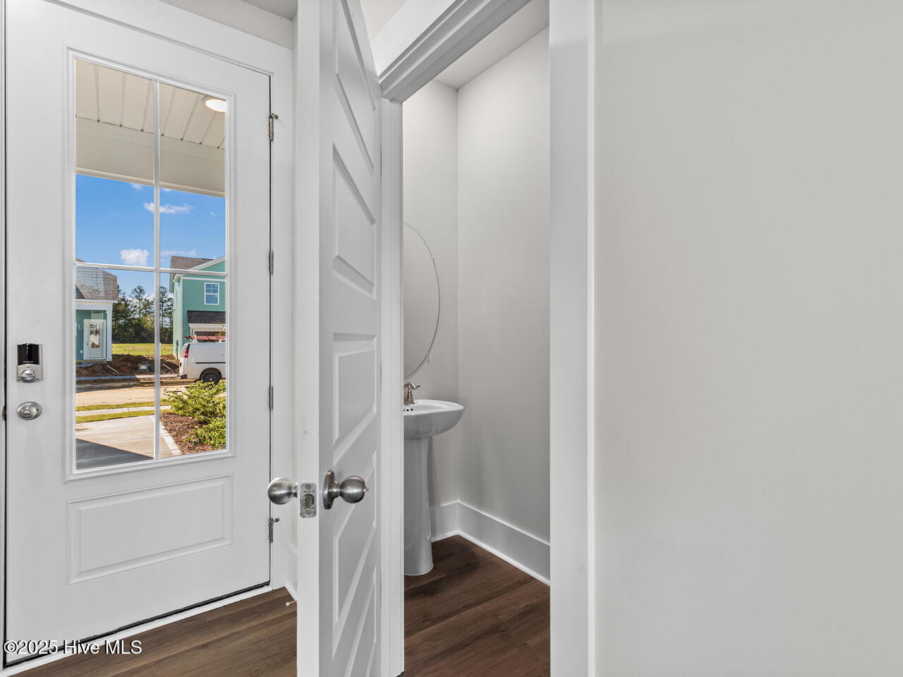 100537145 | Photo 19