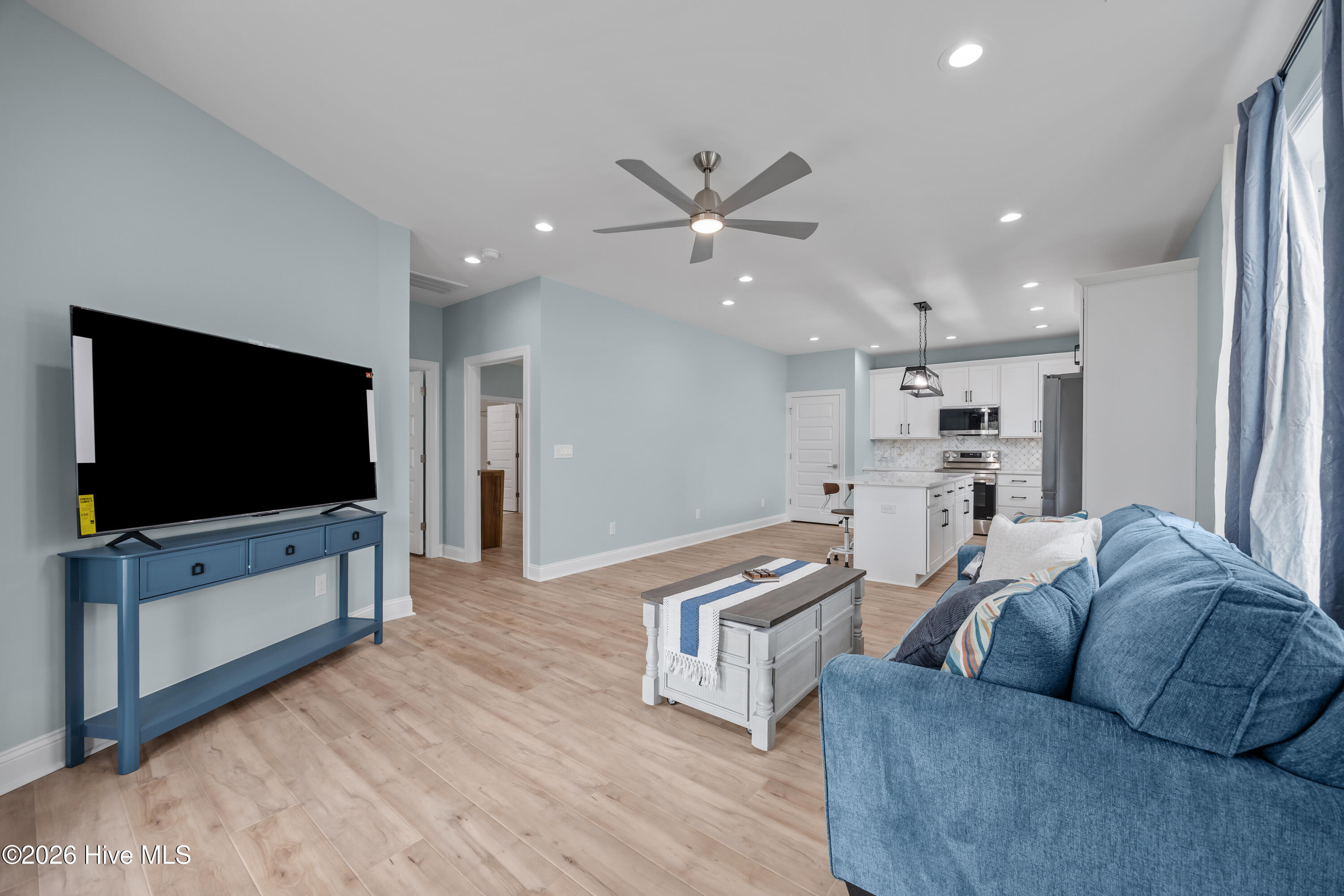 104 E Seaview Drive, Emerald Isle, NC, 28594