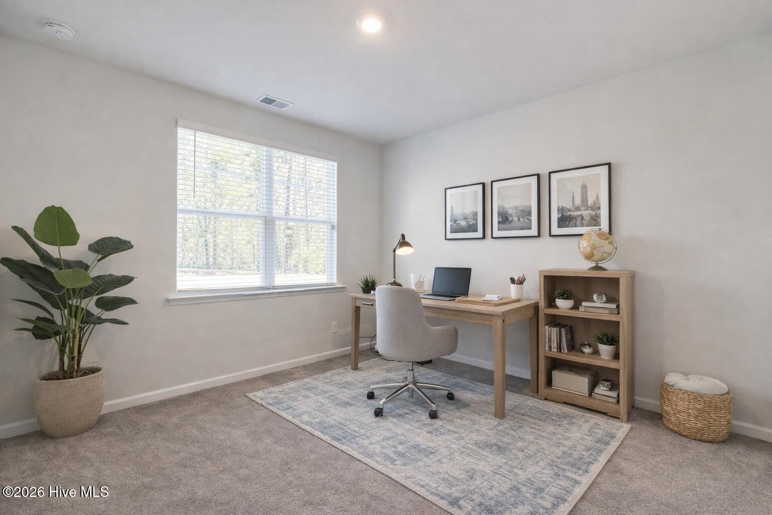 100543257 | Photo 23