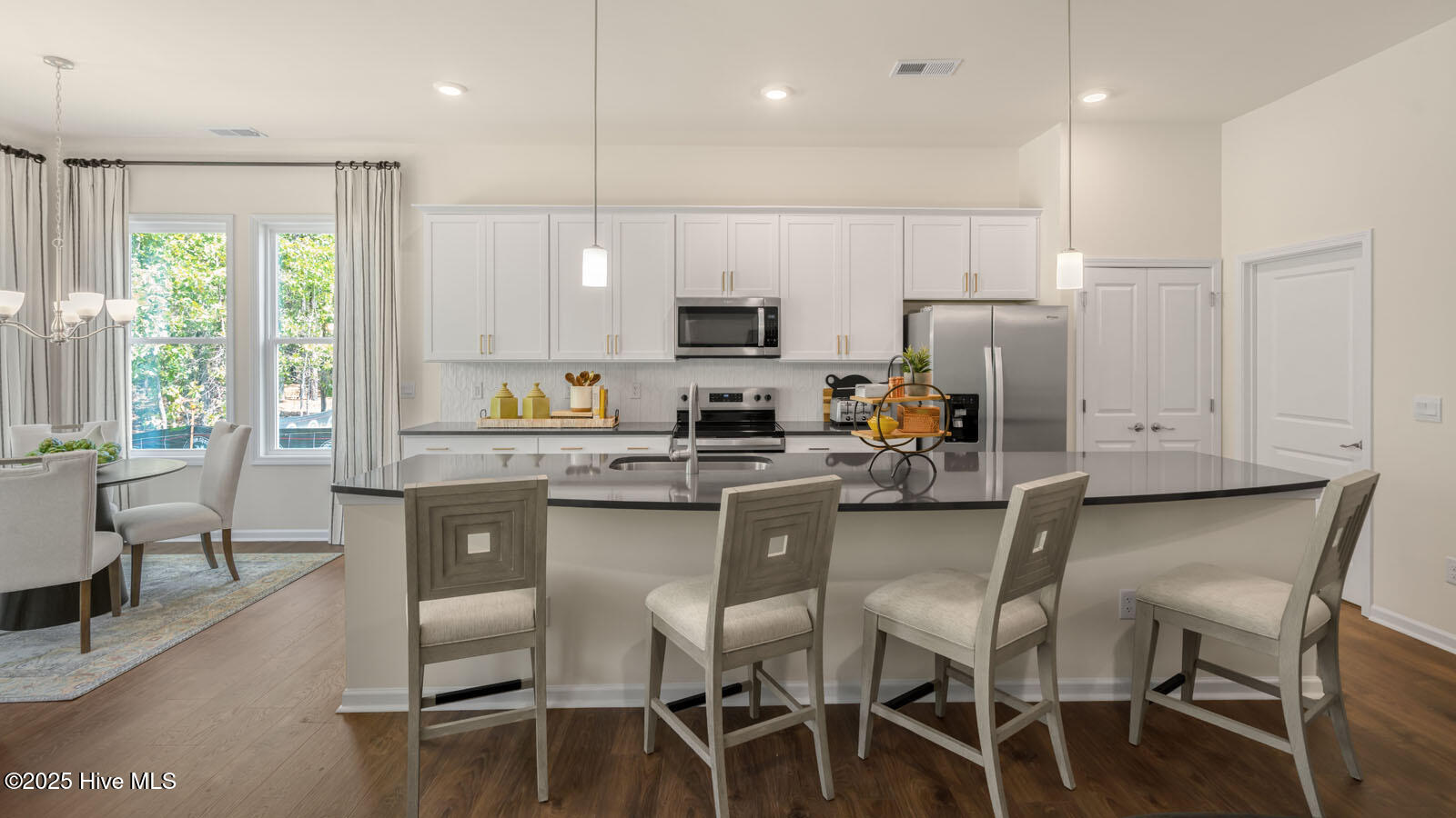 south-pinehurst-cottages-model-photos-00