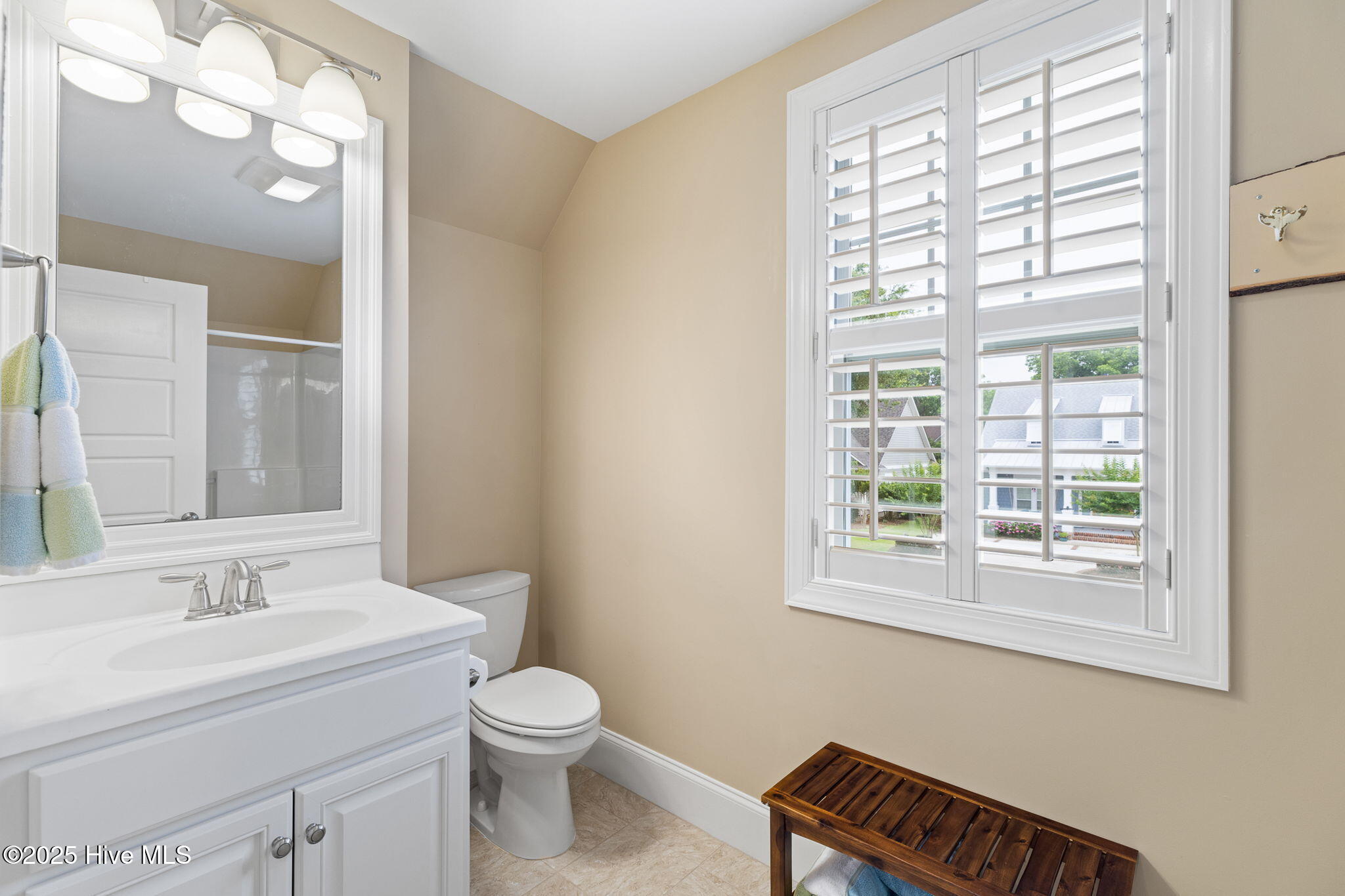 100508421 | Photo 54