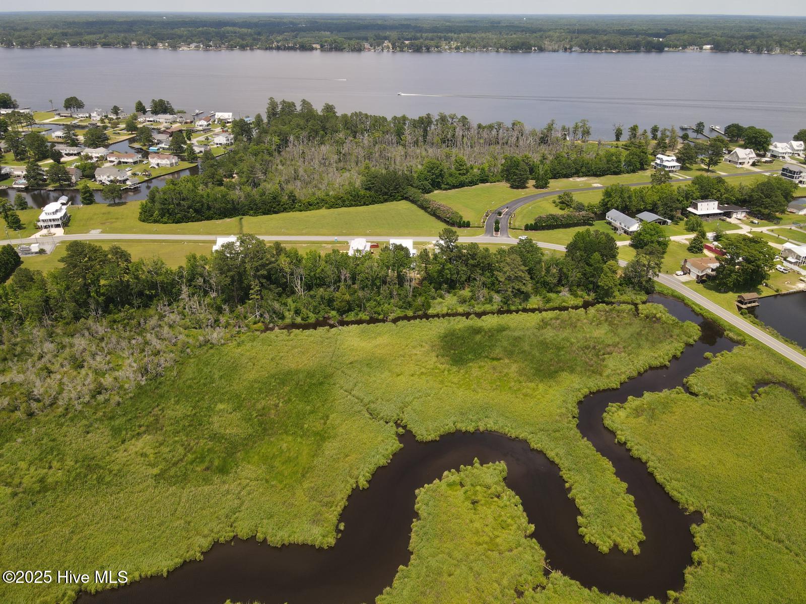 Homes for sale in Chocowinity, NC | 3216 Whichards Beach Rd, Chocowinity, NC 27817 | MLS# 100500470
