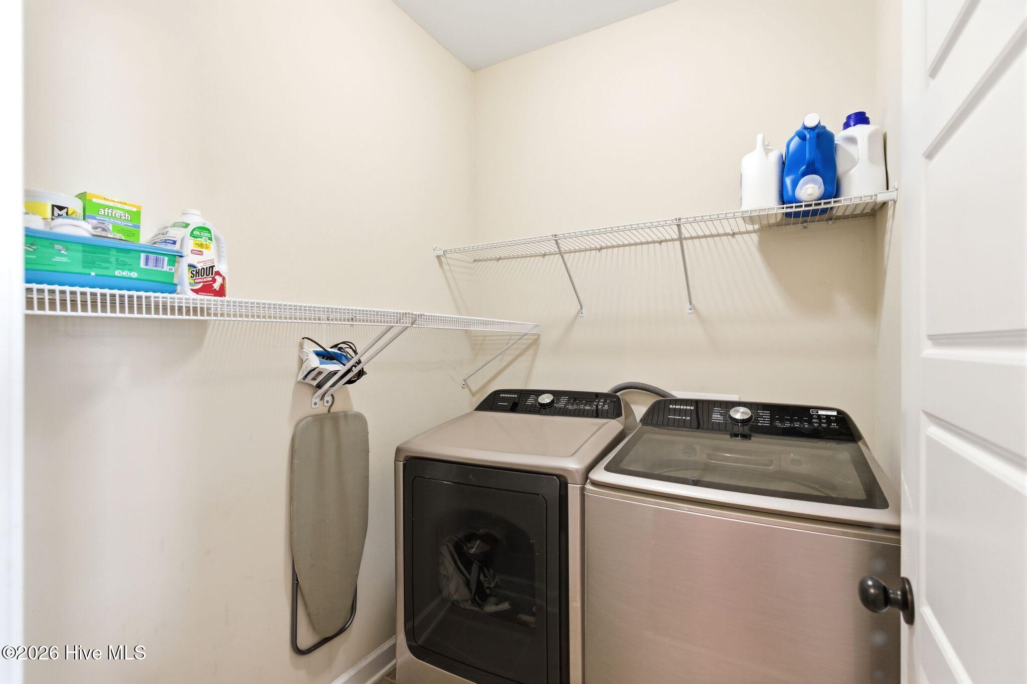 100563379 | Photo 17