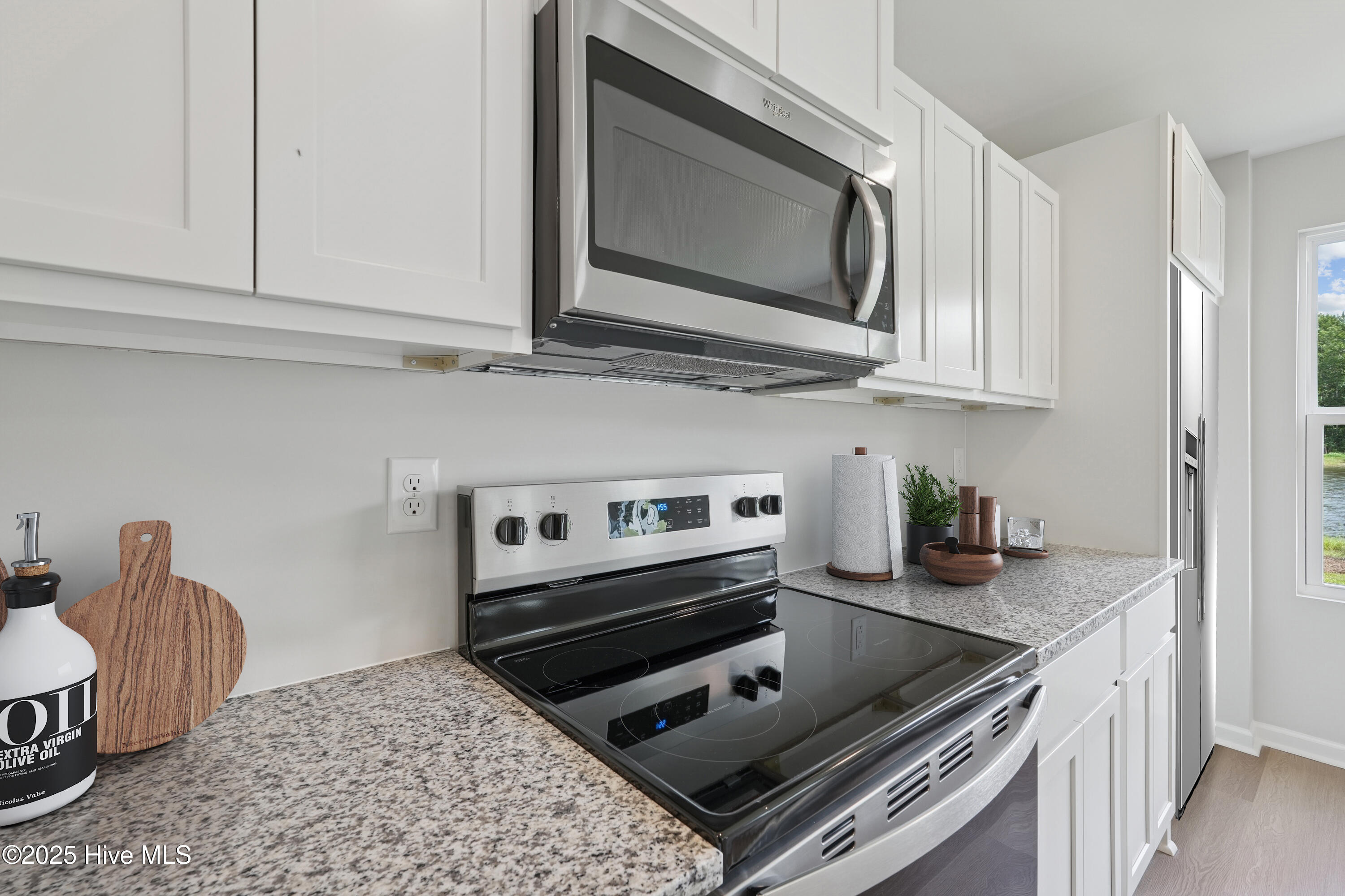 100526876 | Photo 15