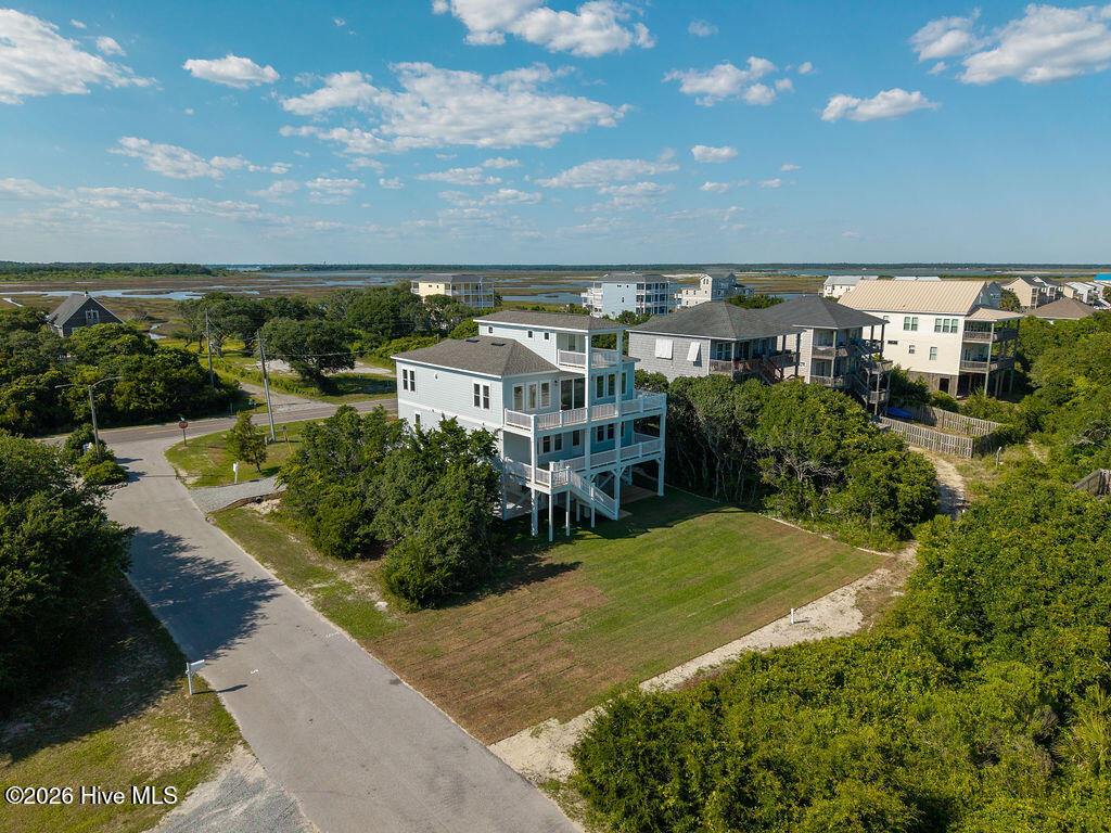 1 Bottlenose Boulevard,North Topsail Beach