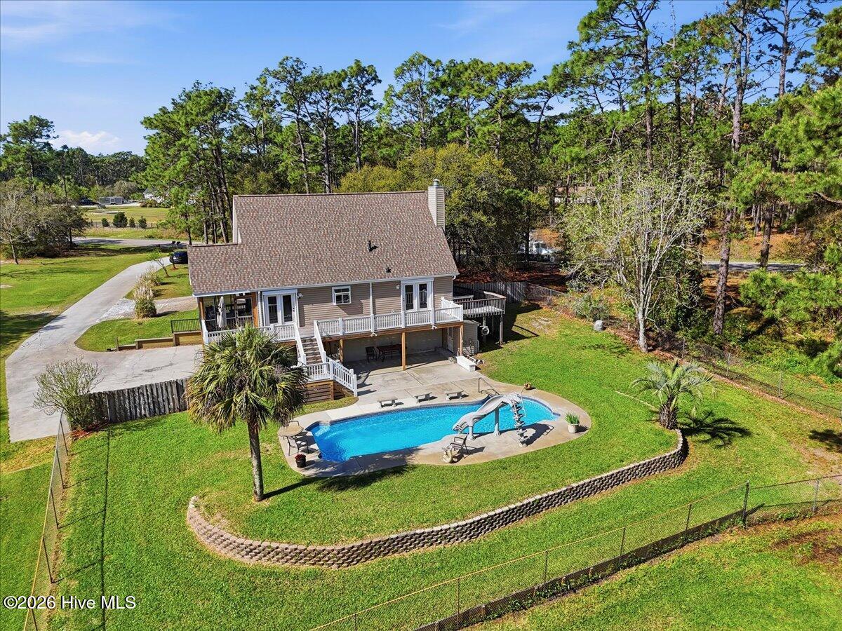 100566130 | Photo 56