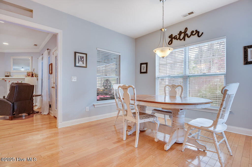 100534087 | Photo 16