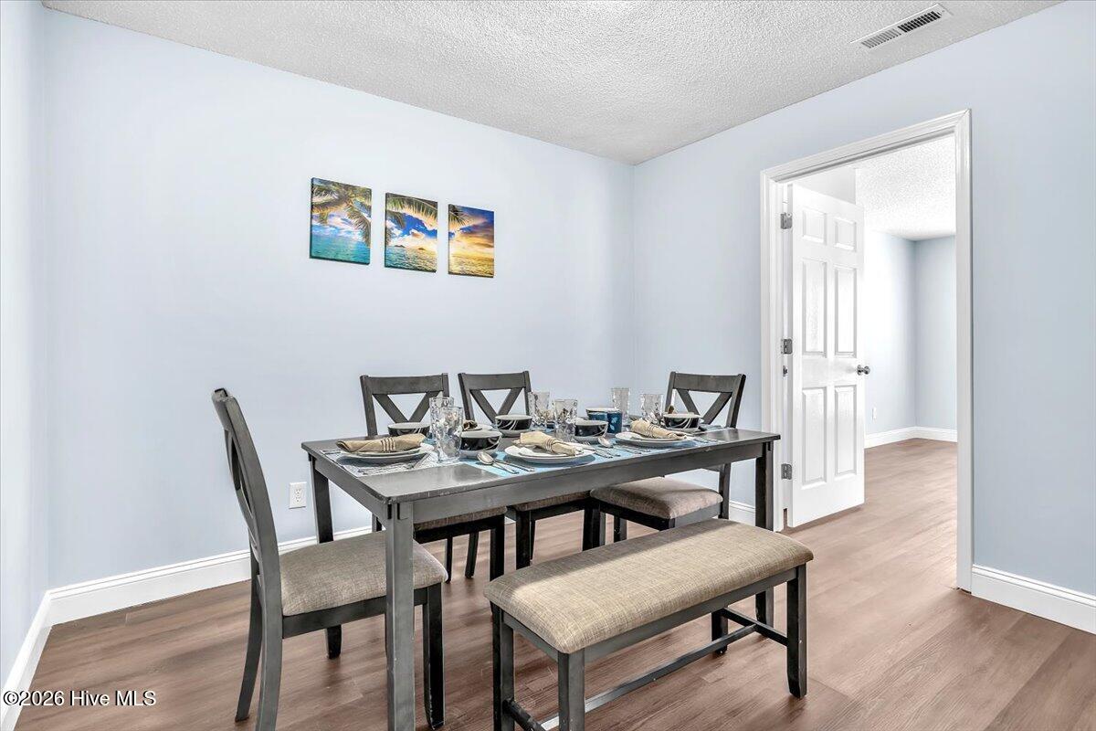 100555805 | Photo 14