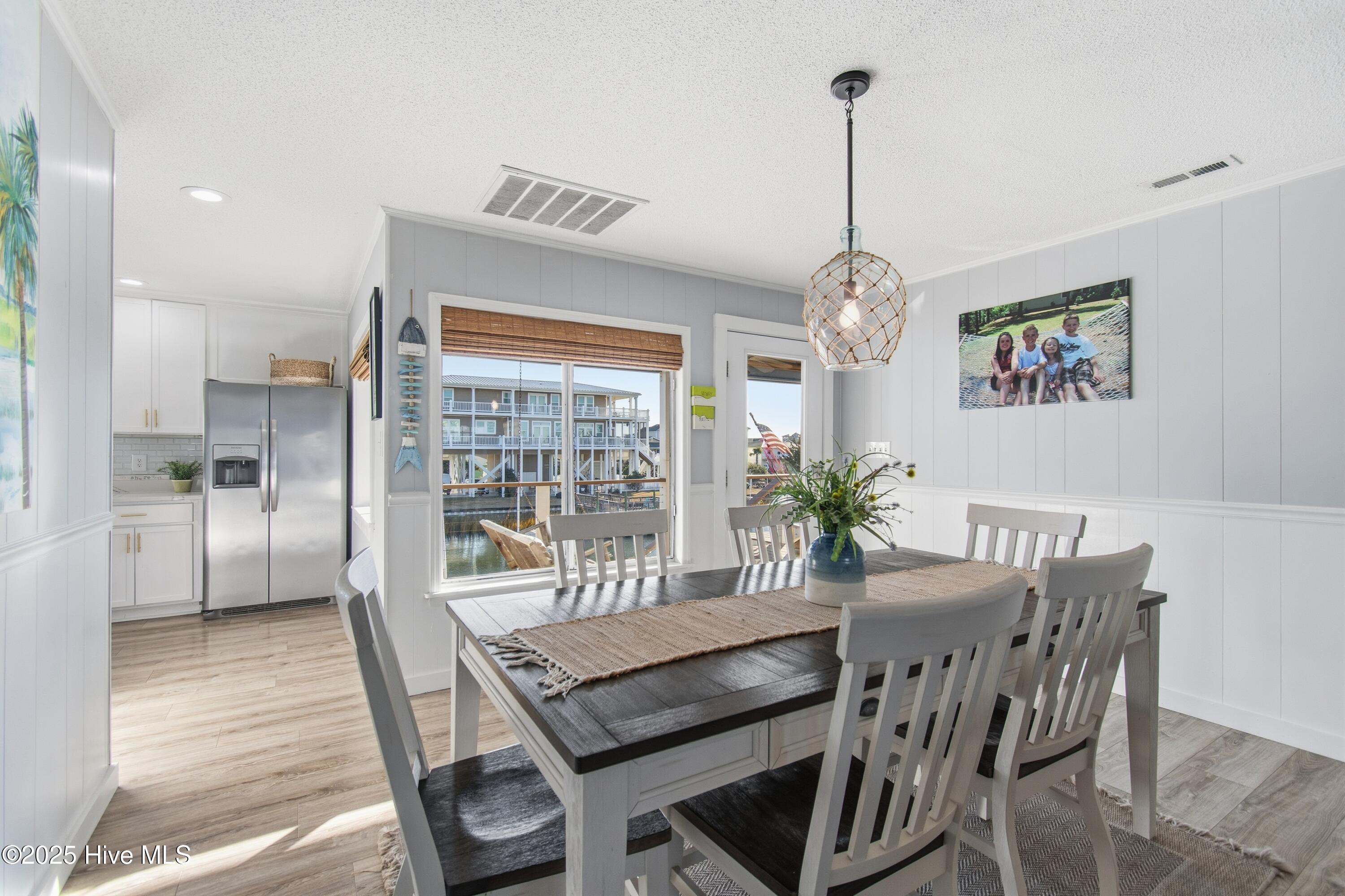 100546452 | Photo 11