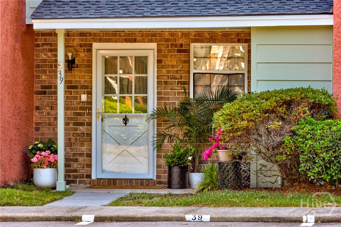 Homes for sale in Savannah, GA | 39 Helmsman Ct, Savannah, GA 31410 | MLS# SA344397