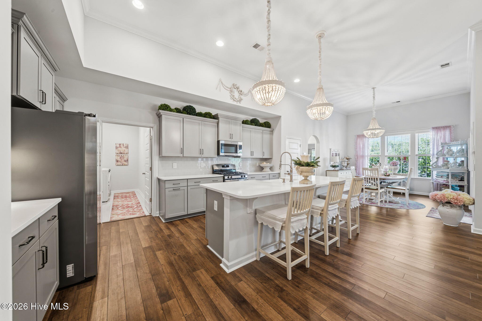 100568500 | Photo 17