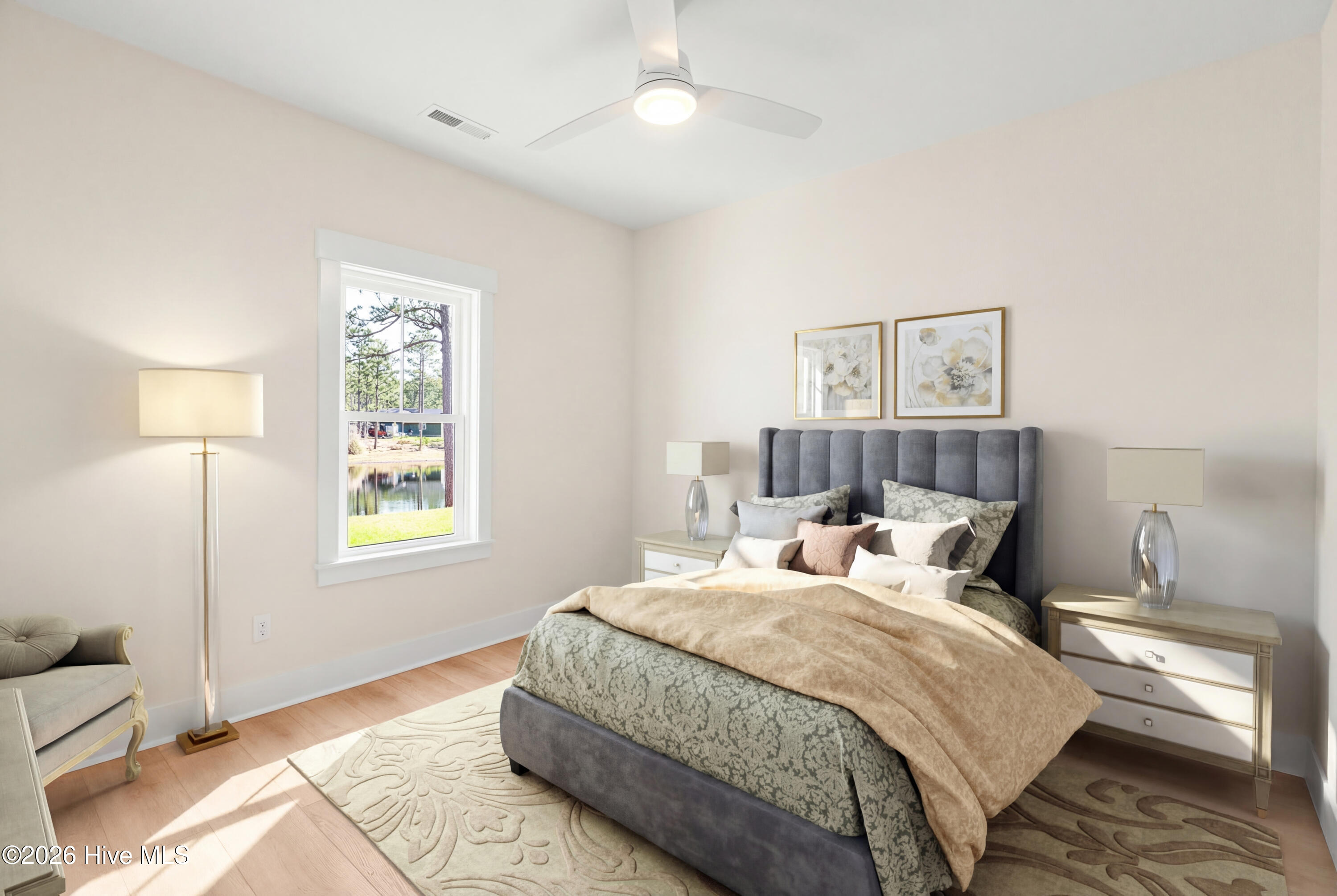 100561185 | Photo 87