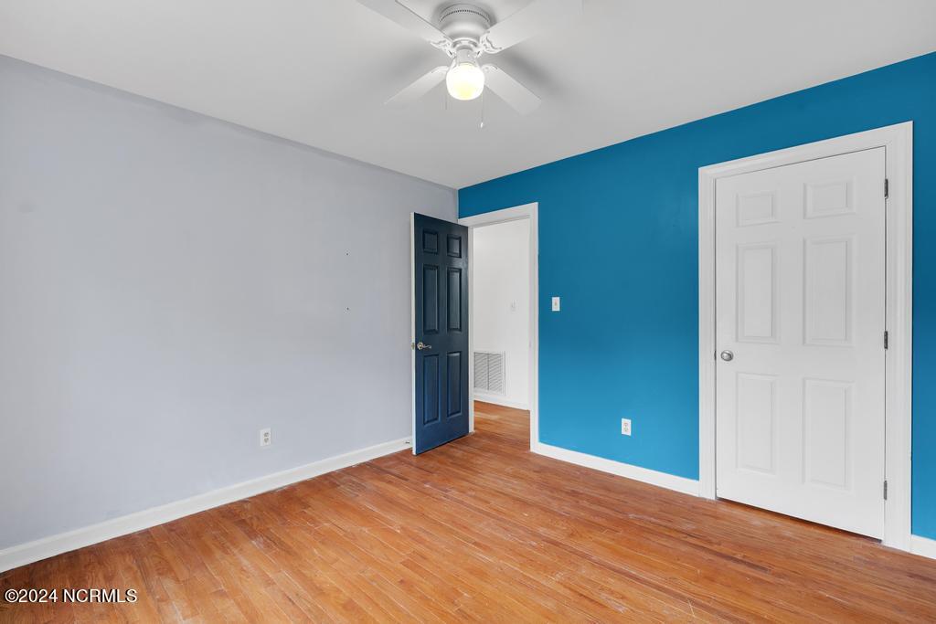 100560504 | Photo 15