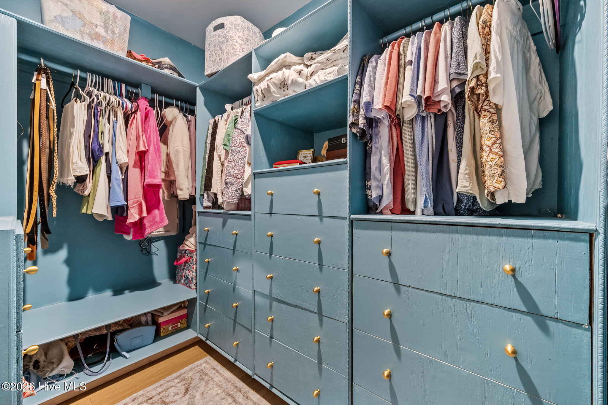 100554562 | Photo 23