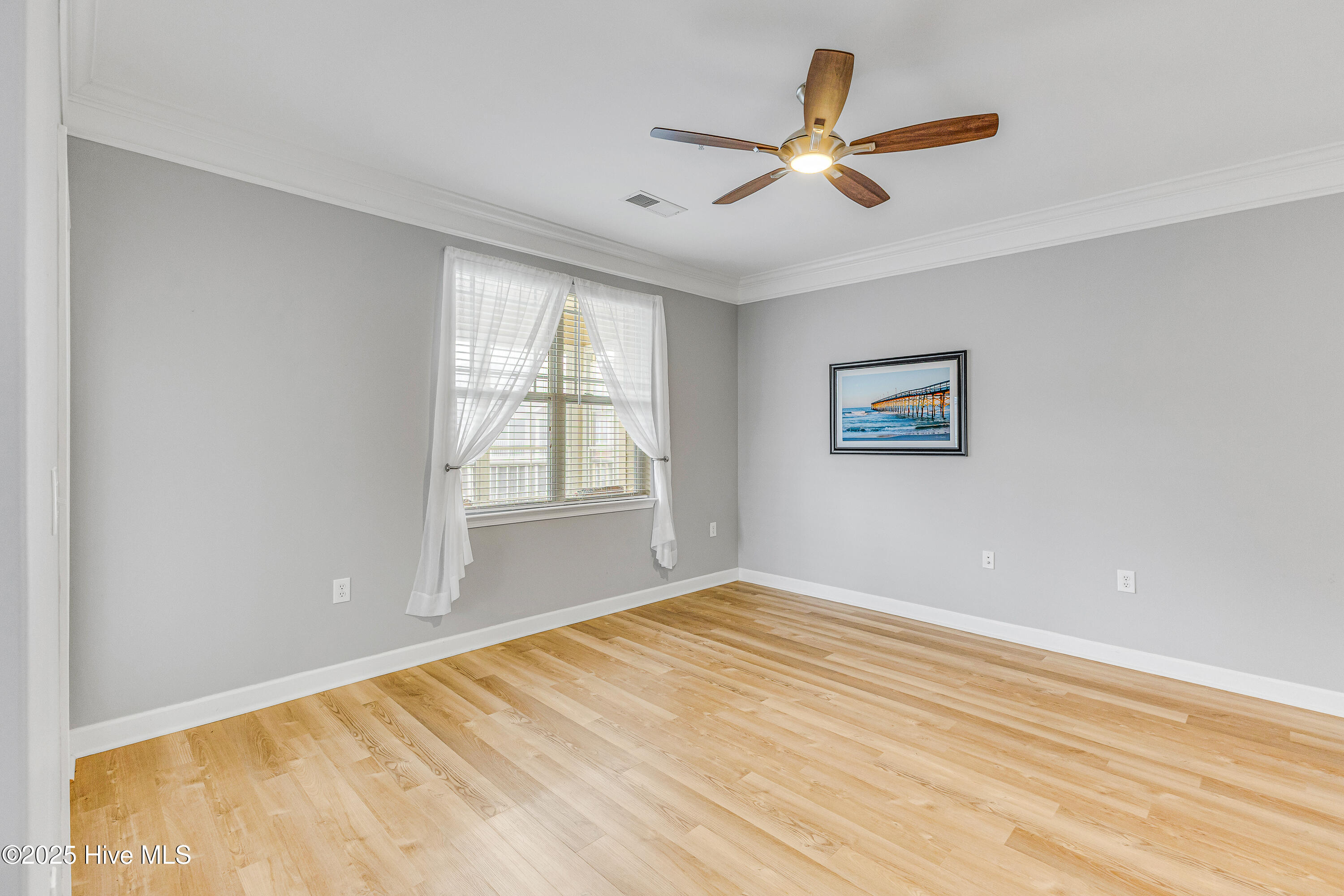 100484696 | Photo 13