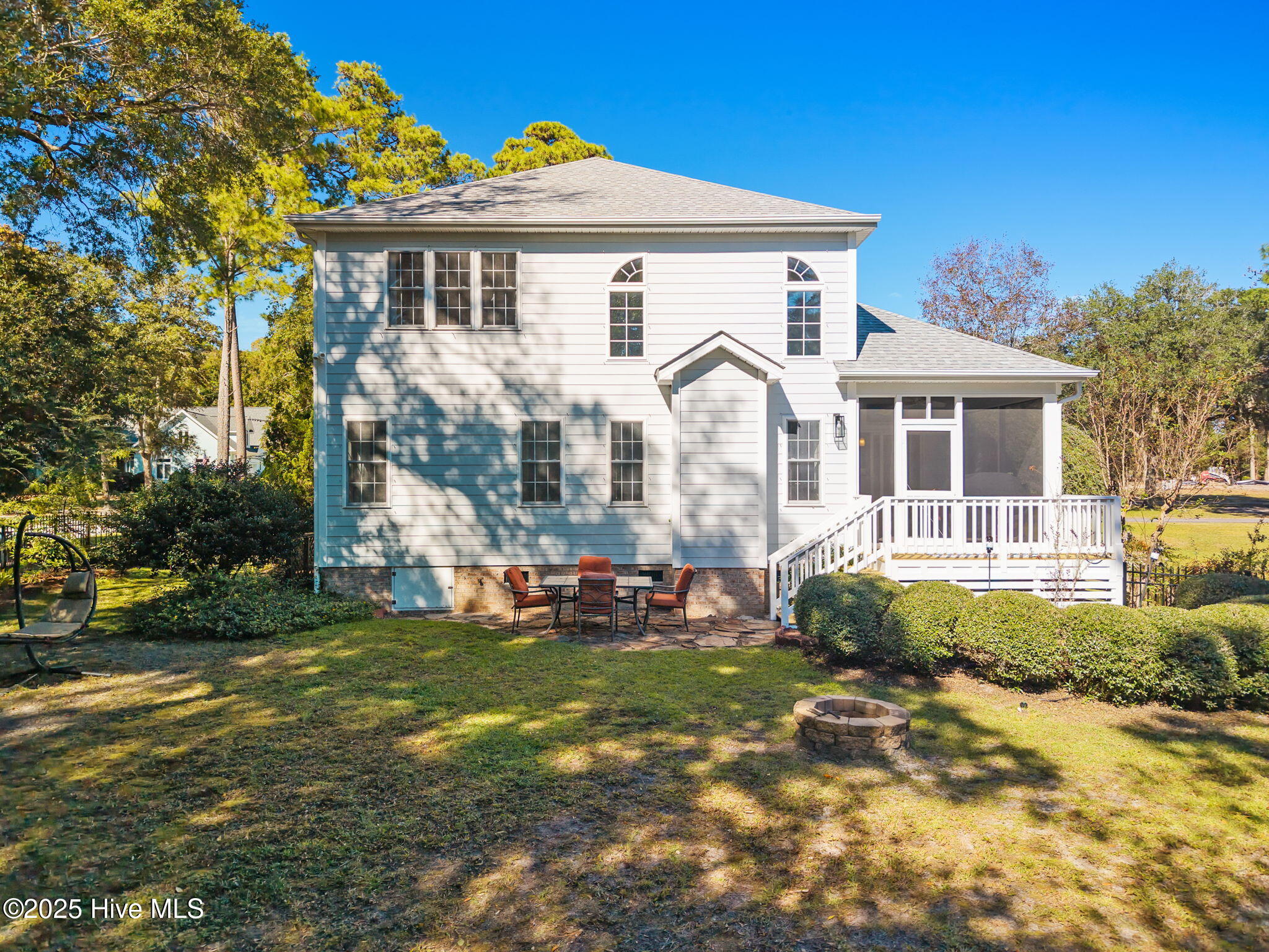 100537506 | Photo 51