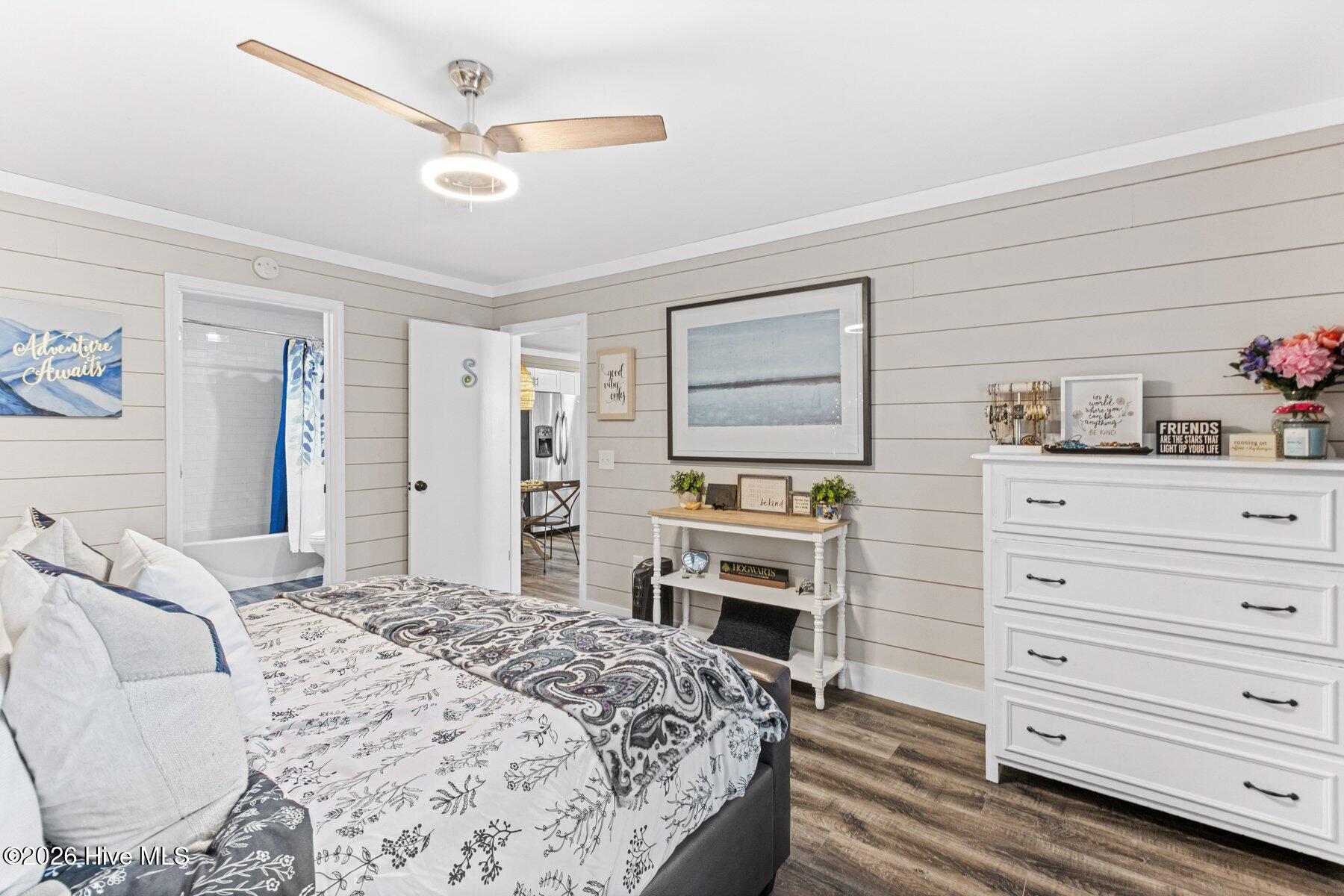 100550580 | Photo 37