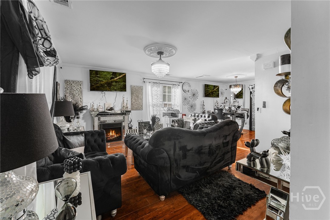 Photo 4 of Single family home for sale at 2200 East 59th St, Savannah, GA 31404 | MLS# SA360889 | Listing updated on 2026-09-16