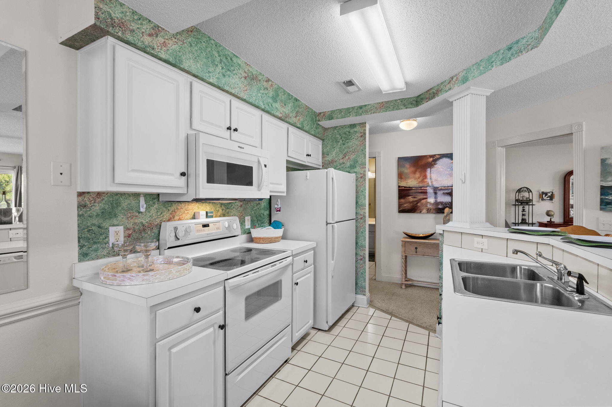 100558882 | Photo 14