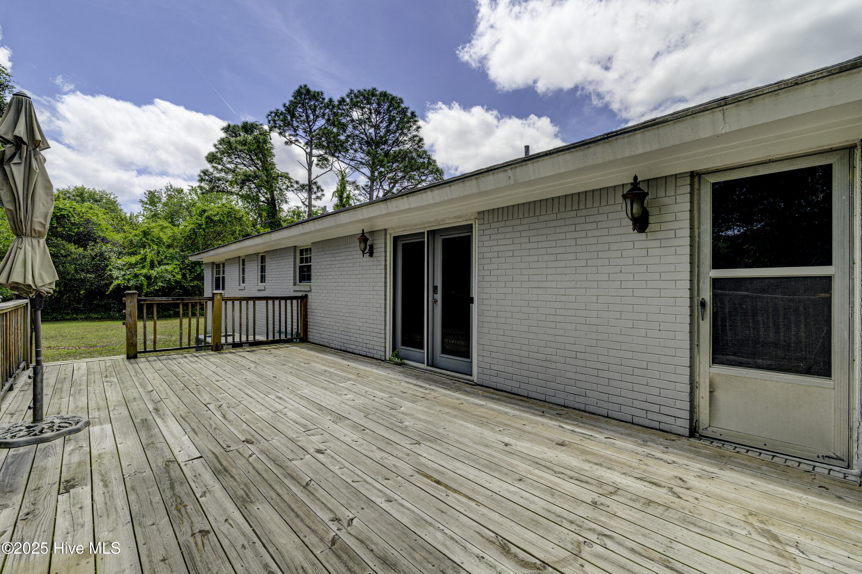 100525965 | Photo 48