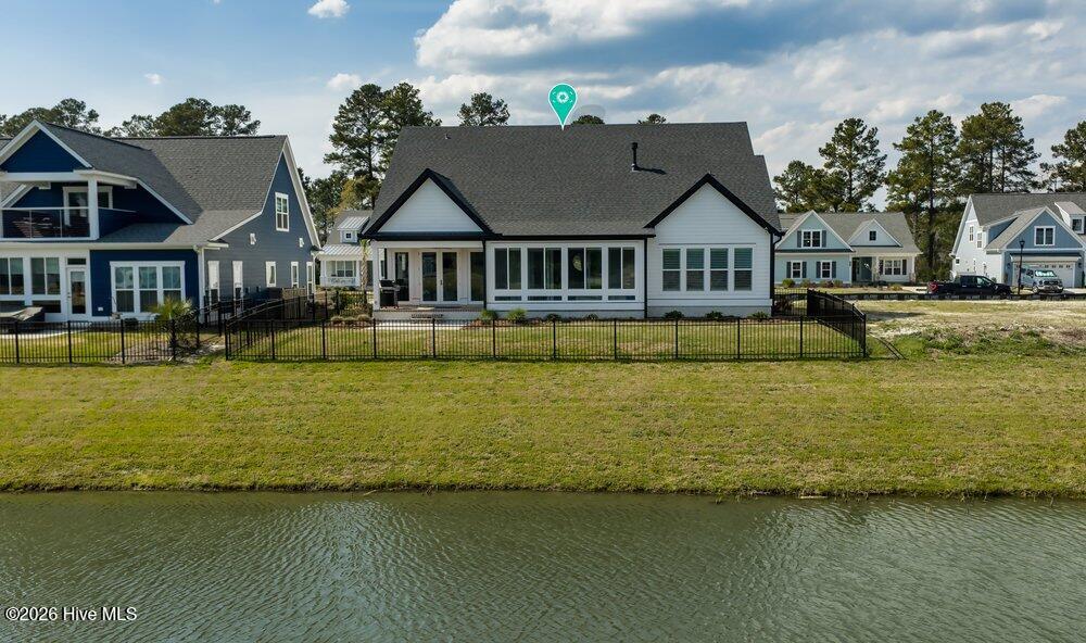 100564119 | Photo 57