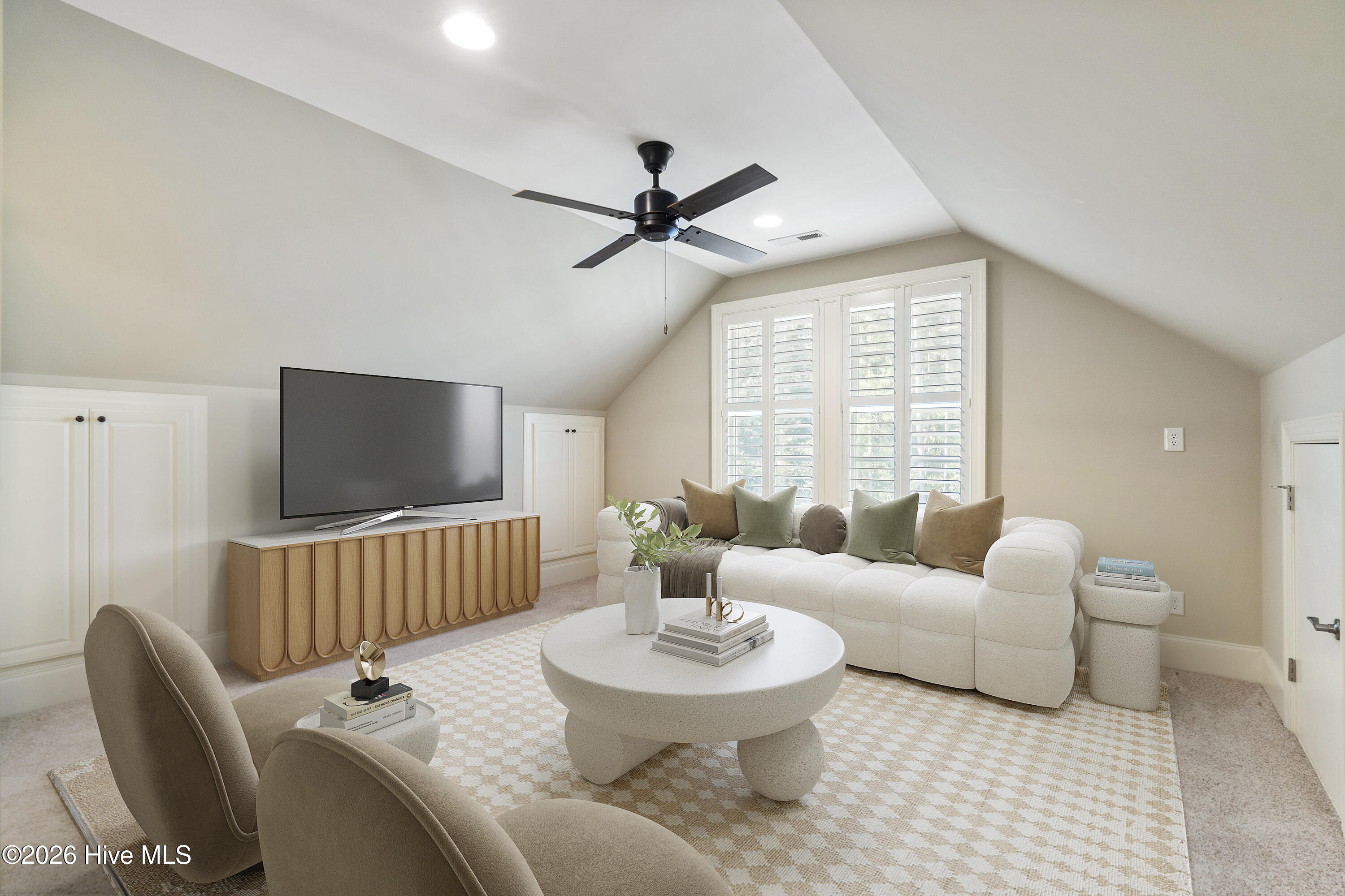 100537551 | Photo 46